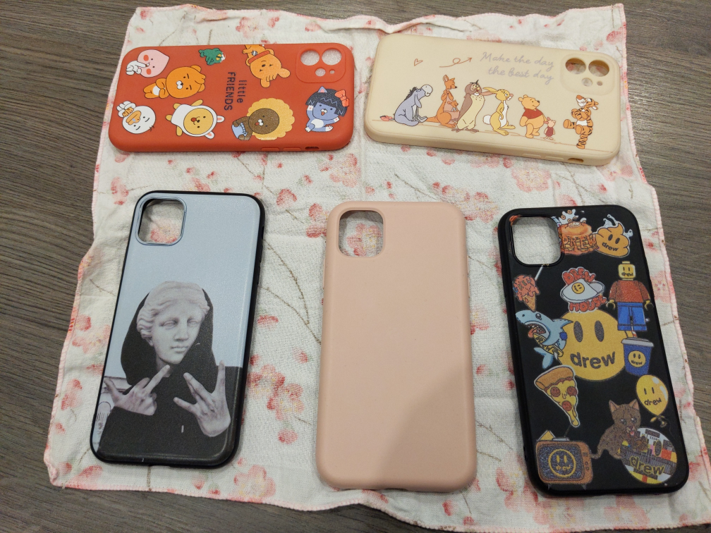#freecycle assorted iPhone 13 cases thumbnail