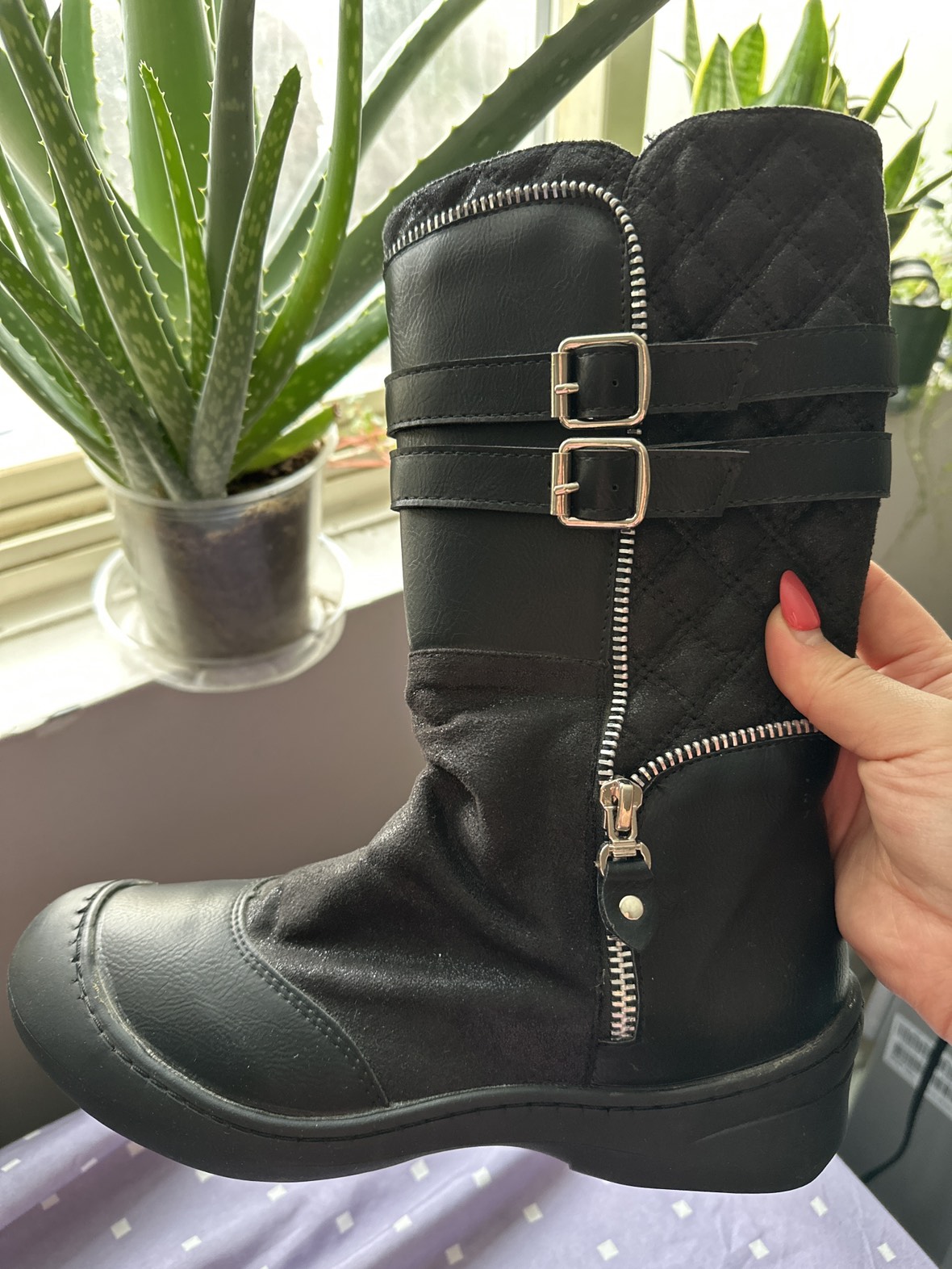 Black calf high boots from Korea (never worn)