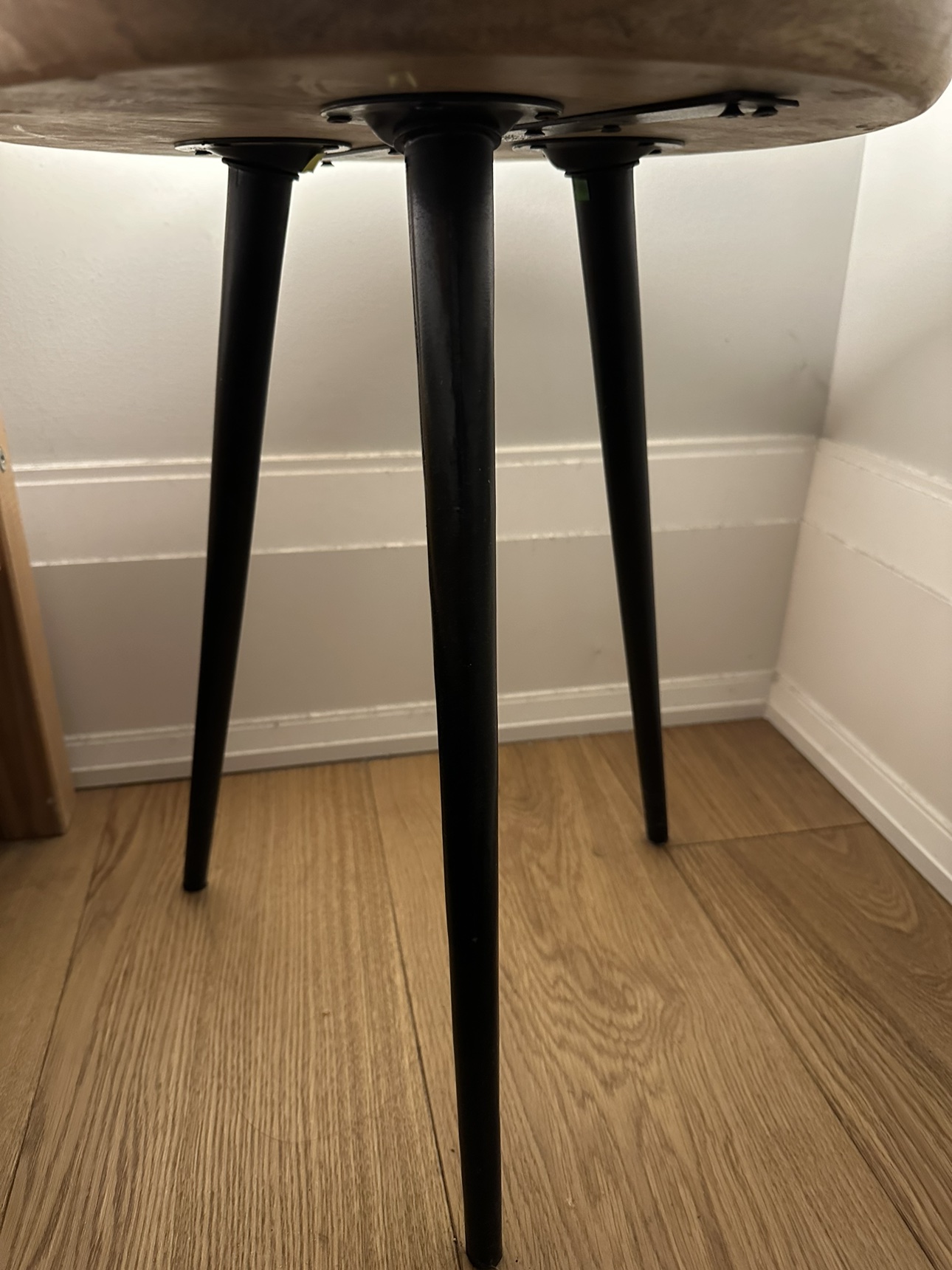 Set of 2x wooden night stands or side tables - photo 3
