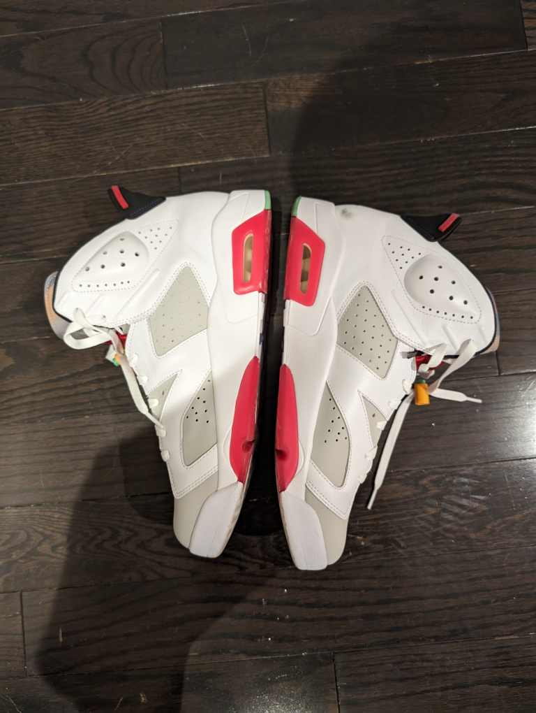 Nike/Jordan men's shoes for sale: size 12, 12.5, 13 image indicator(3)