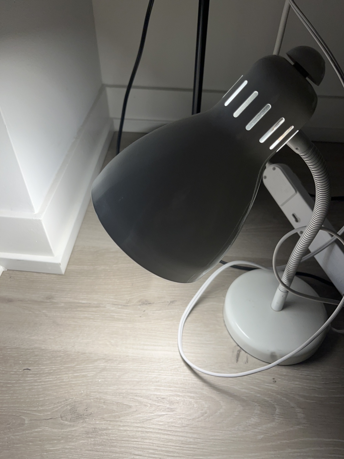 Desk stand - photo 2