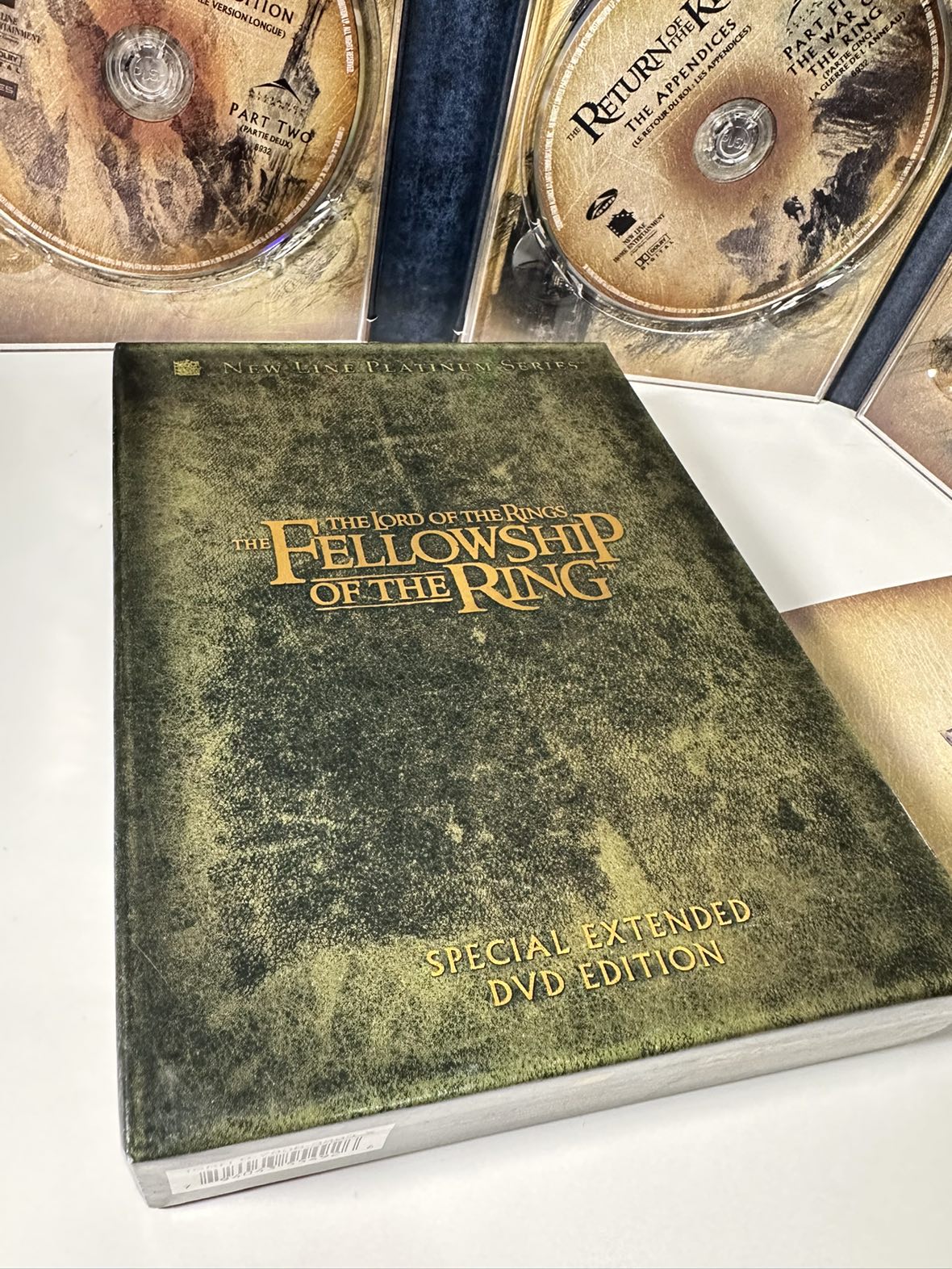 Lord of The Rings DVD Booklet CD’s with Collectors Maps image indicator(7)