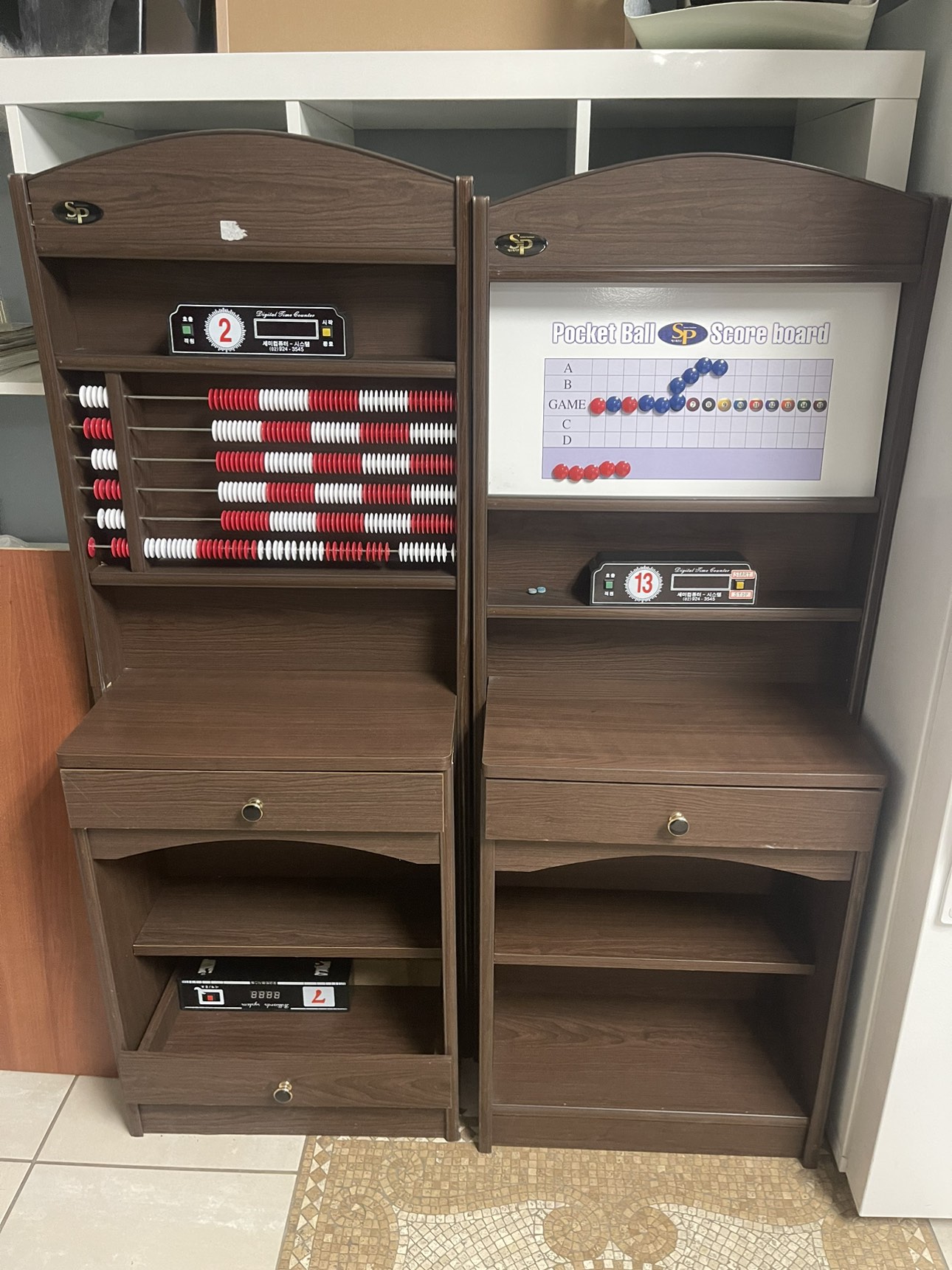 Pool Cue Holder and score board