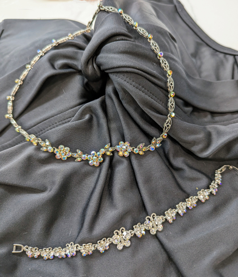 Rhinestone necklace and bracelet #freecycle