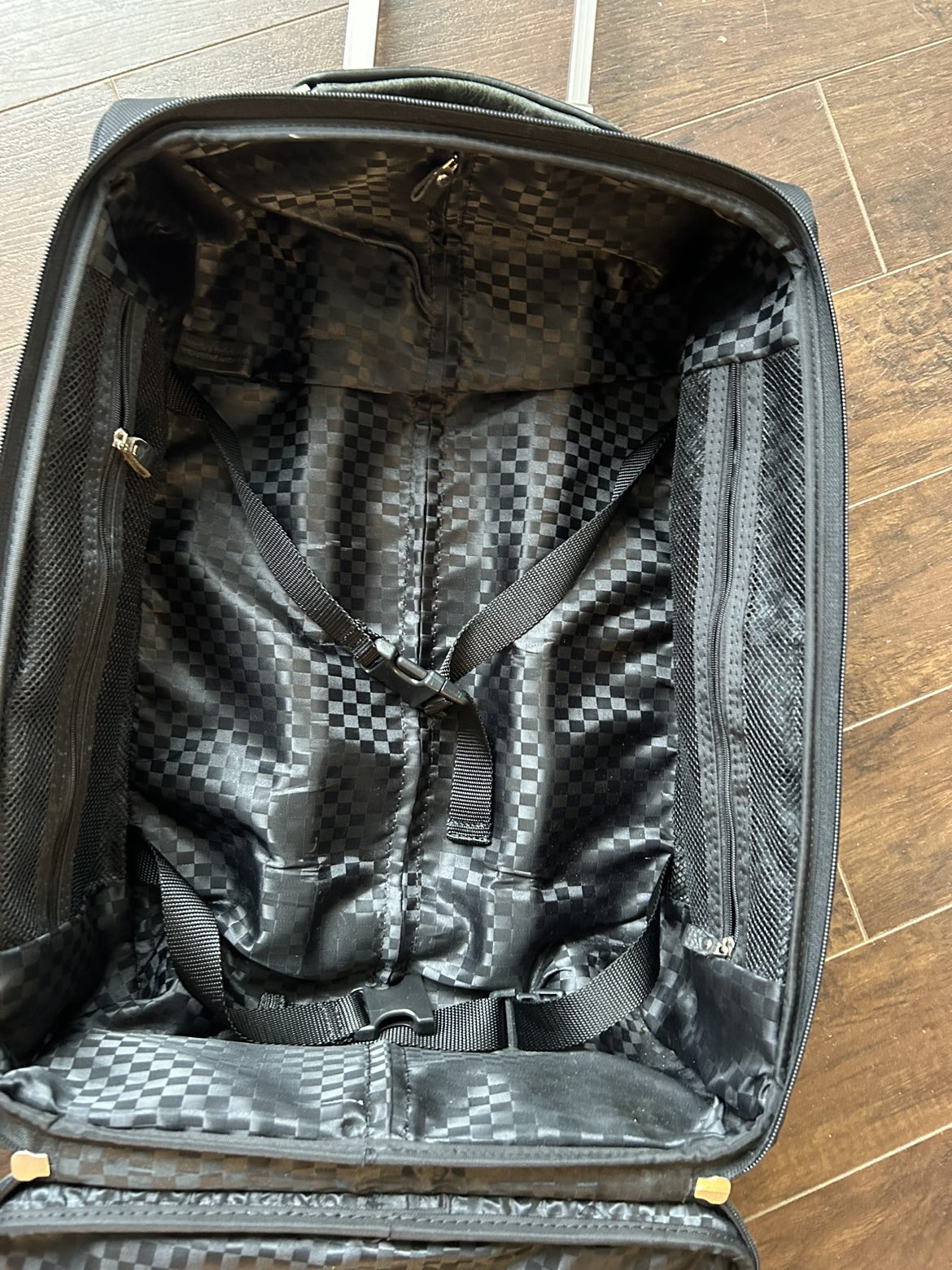 Jeep travel luggage - photo 5