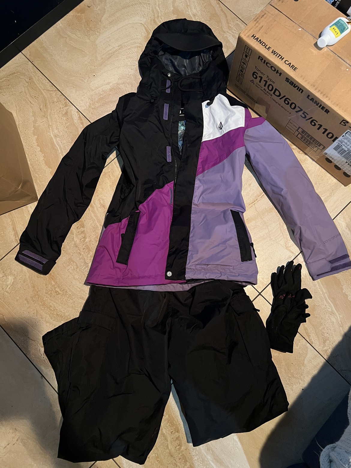 Winter - Ski/Snowboard Outfit