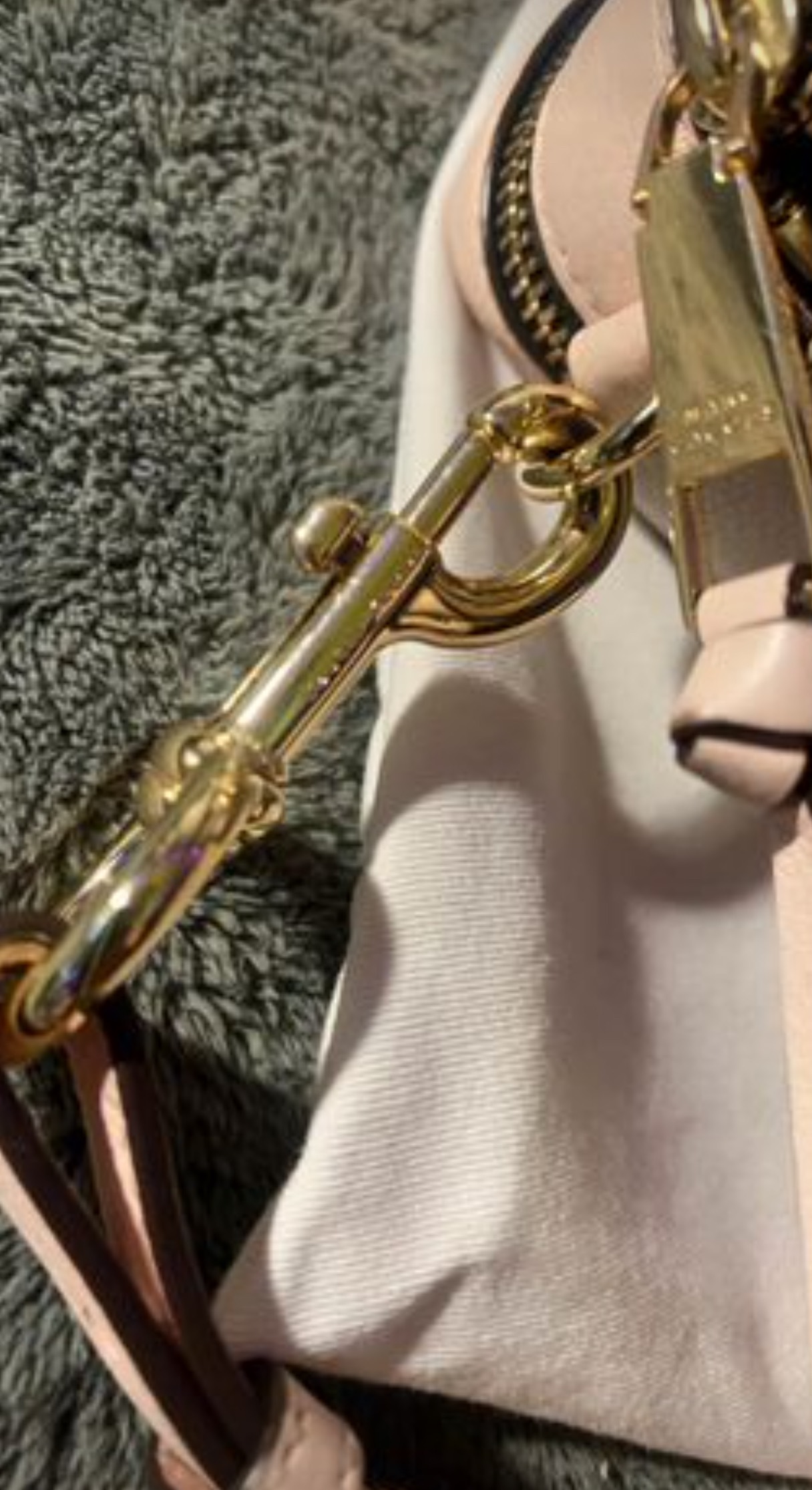 Leather Marc Jacobs’ Pearl Blush Crossbody Bag image indicator(7)