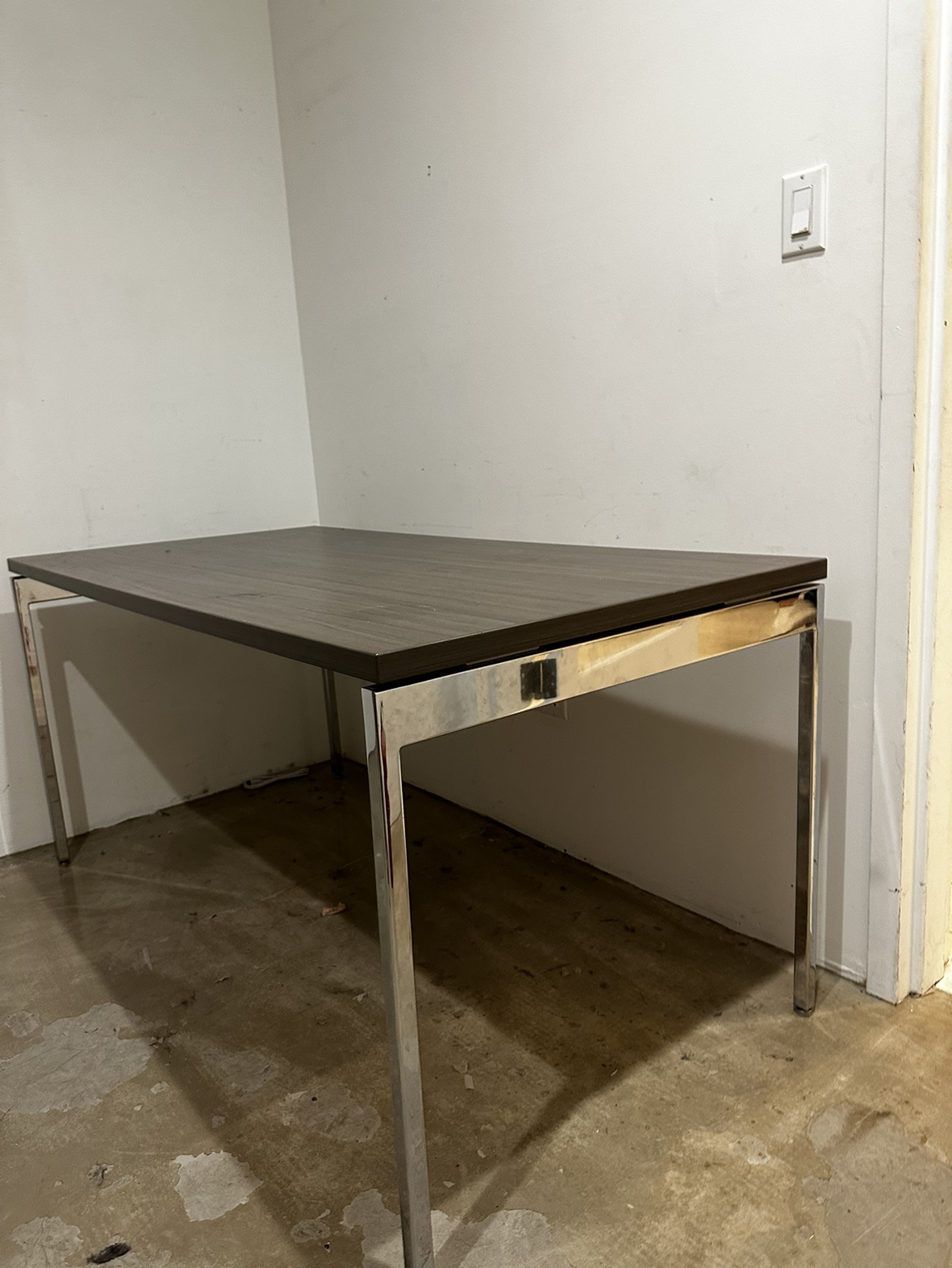 Table - photo 2