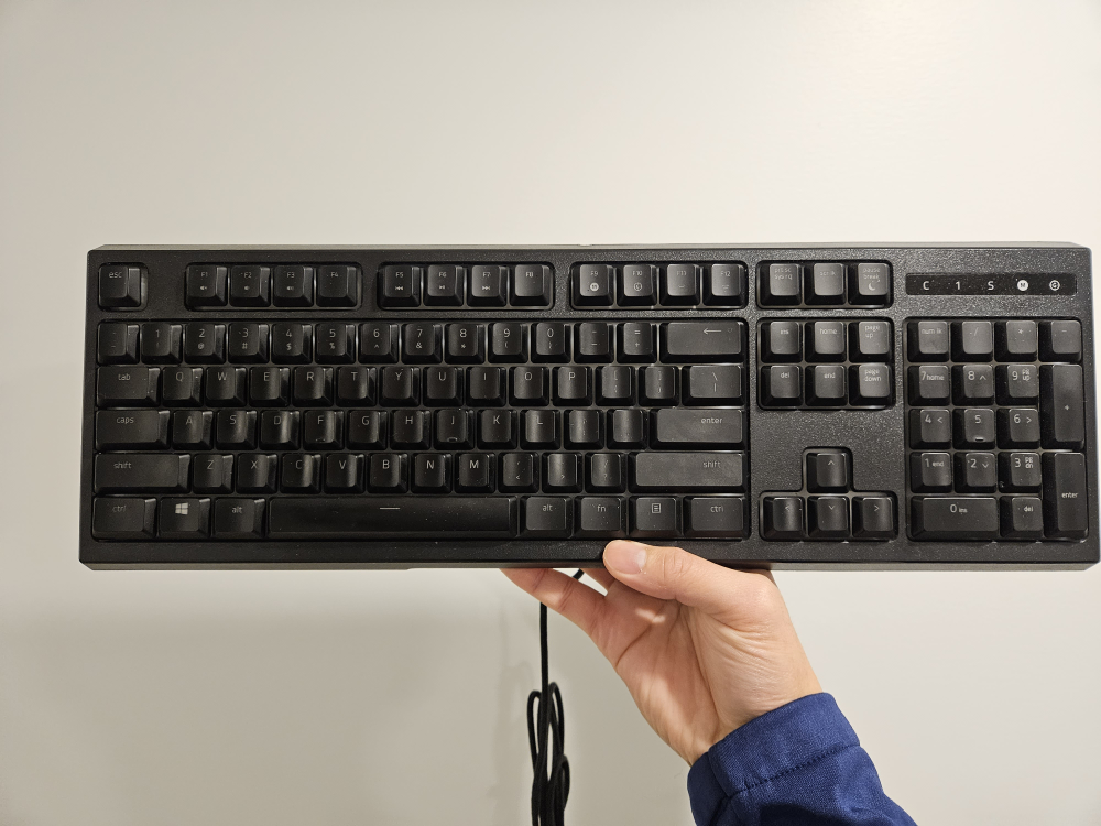 [Perfect Condition] Razer Ornata Chroma full size keyboard