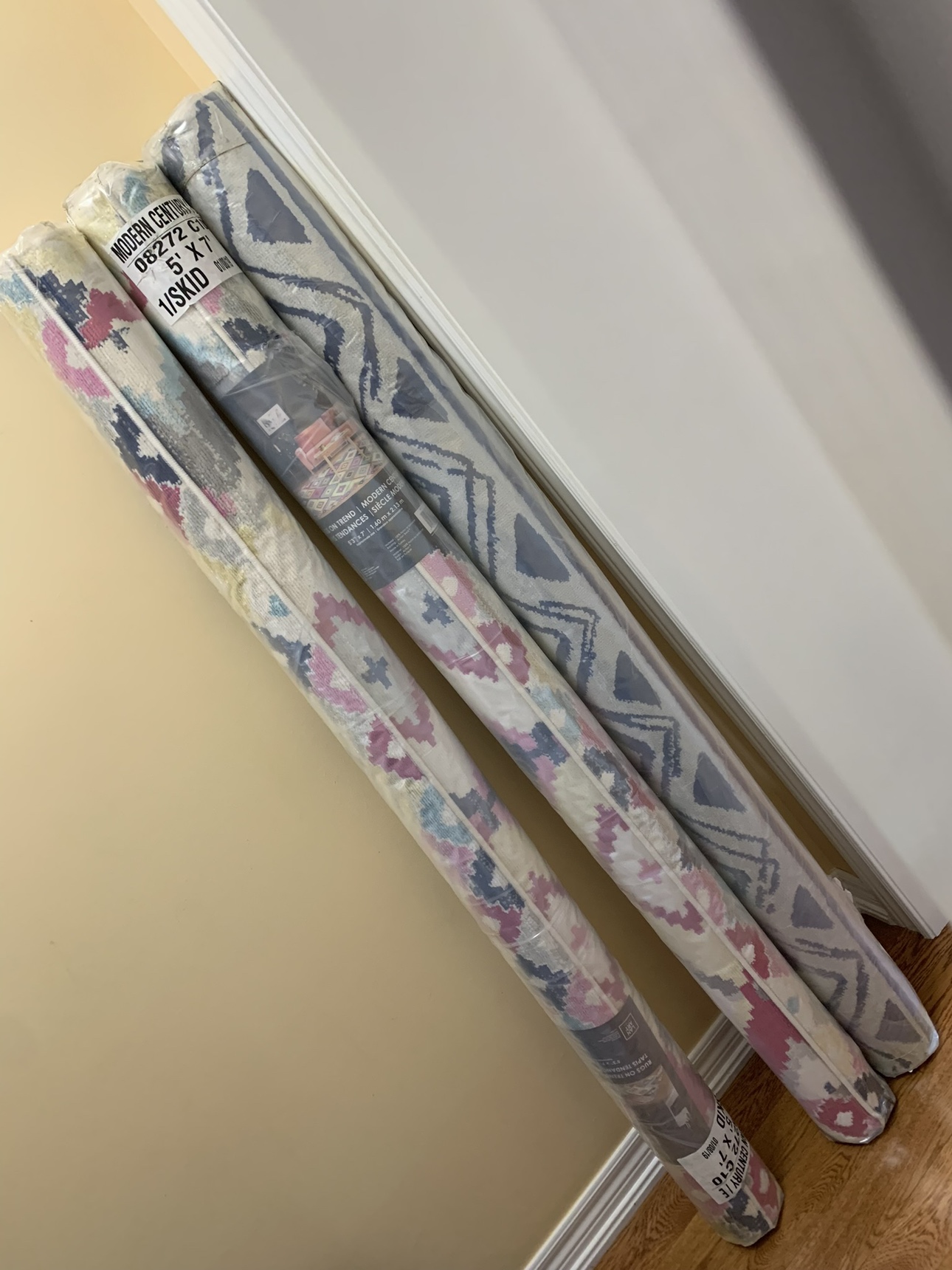 Brandnew carpets/area rugs - photo 4