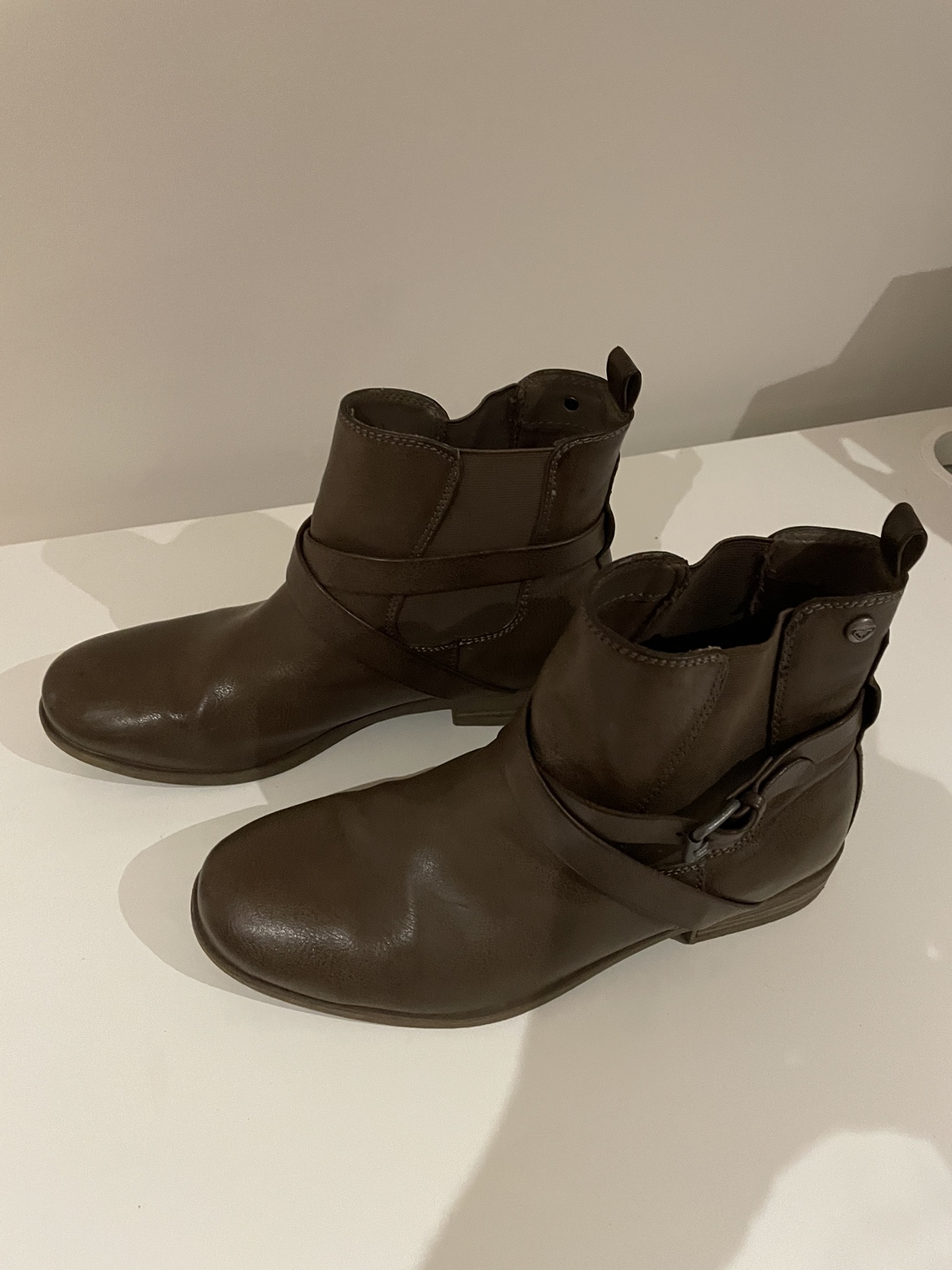 EUC booties size 9 - photo 2