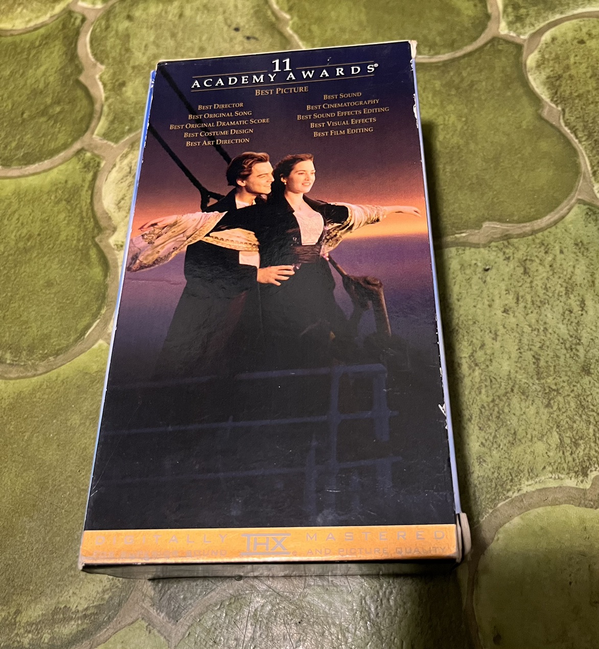 Titanic VHS image indicator(2)