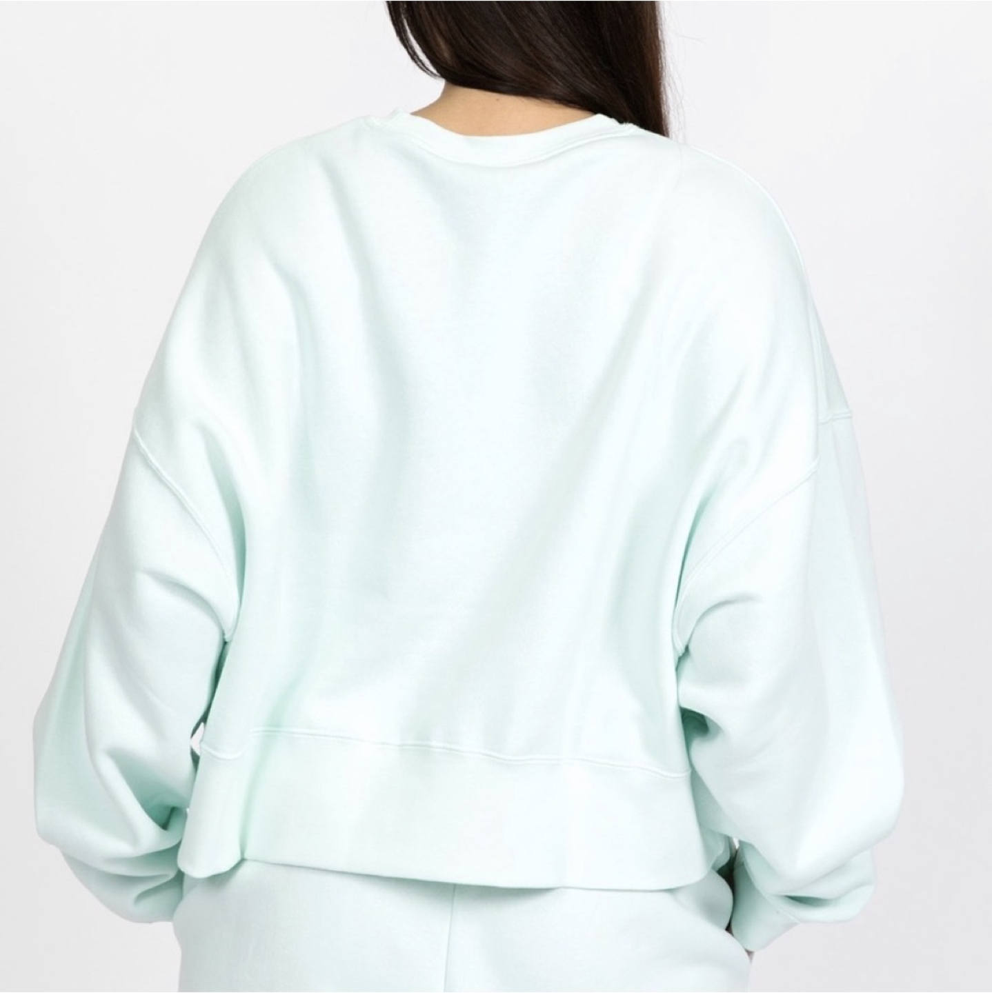 NWT⚡️NIKE Trend fleece crop loose fit sweatshirt XS image indicator(3)