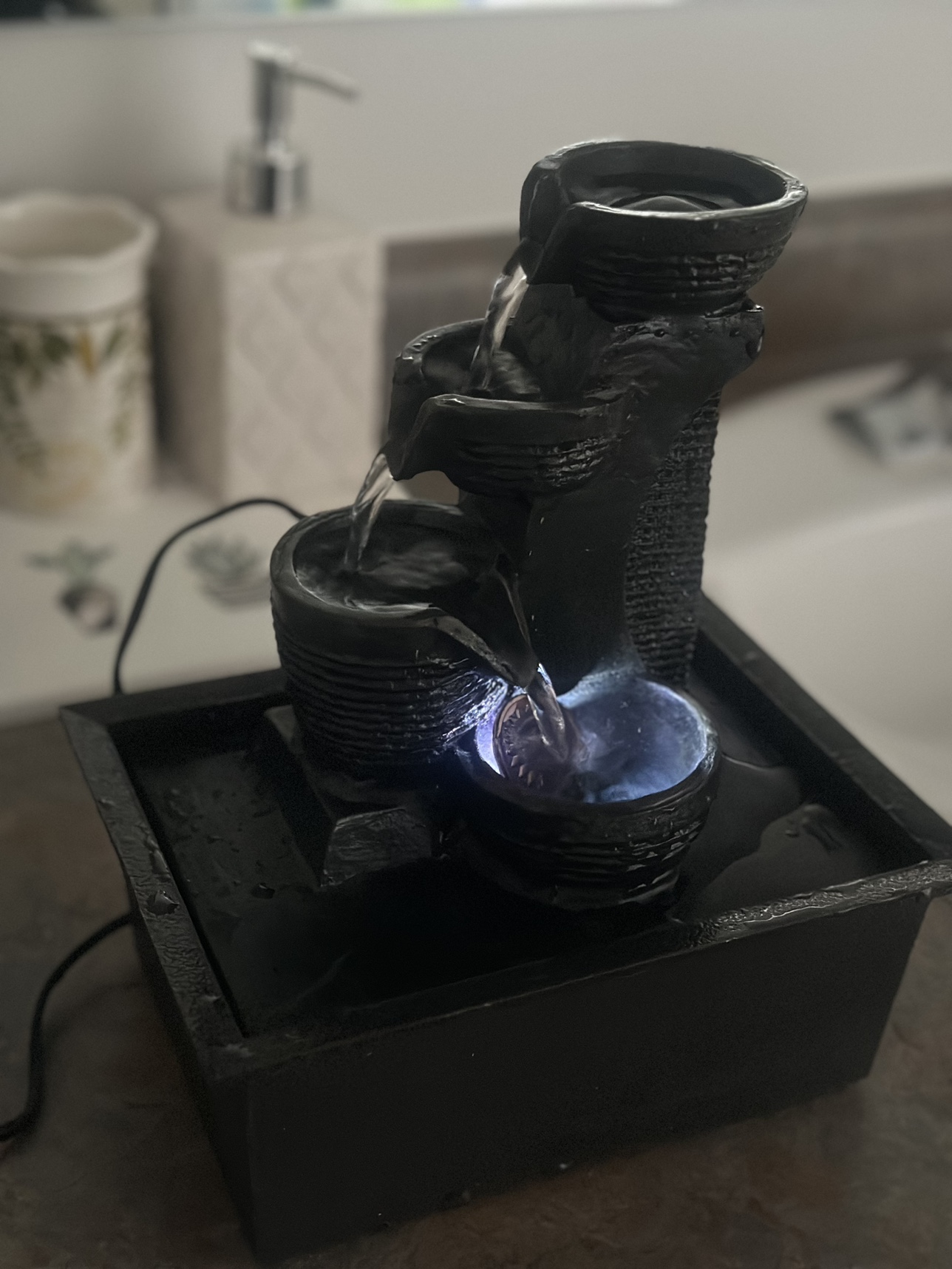 Indoor water fountain