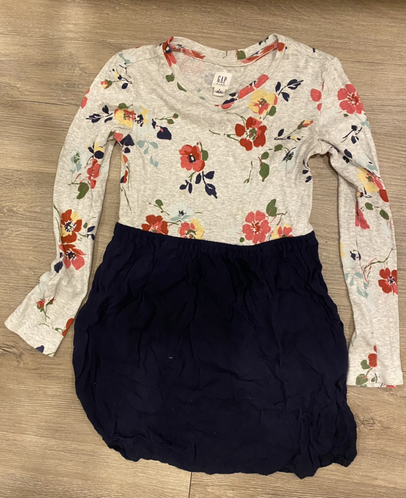 #FREECYCLE Girls clothing (S/7) and sneakers (US 3) thumbnail
