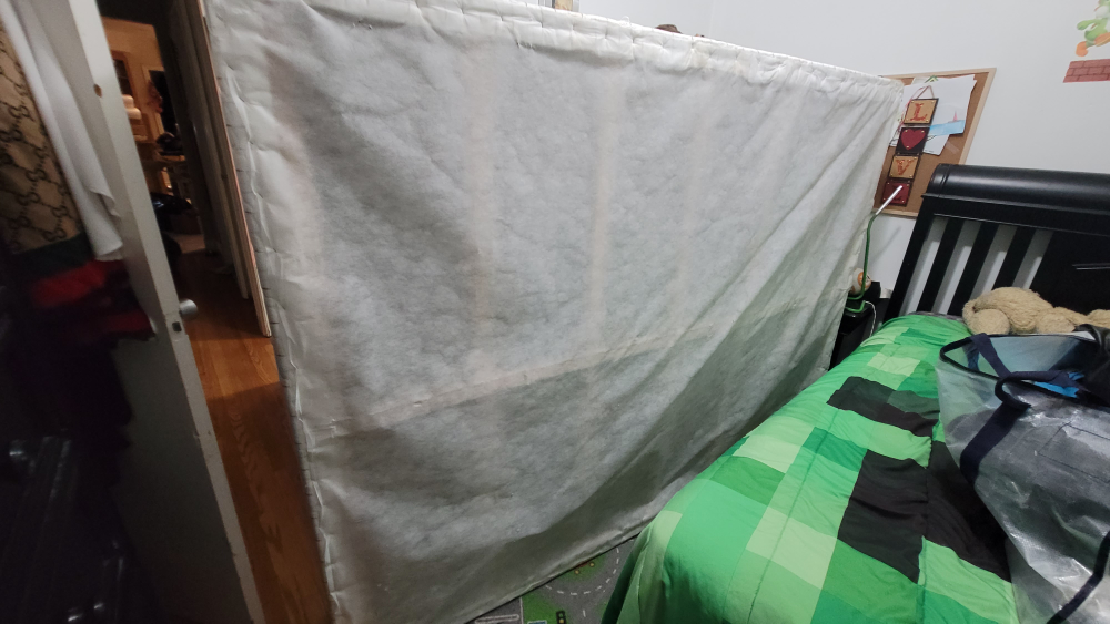 queen-size box spring #freecycle - photo 2