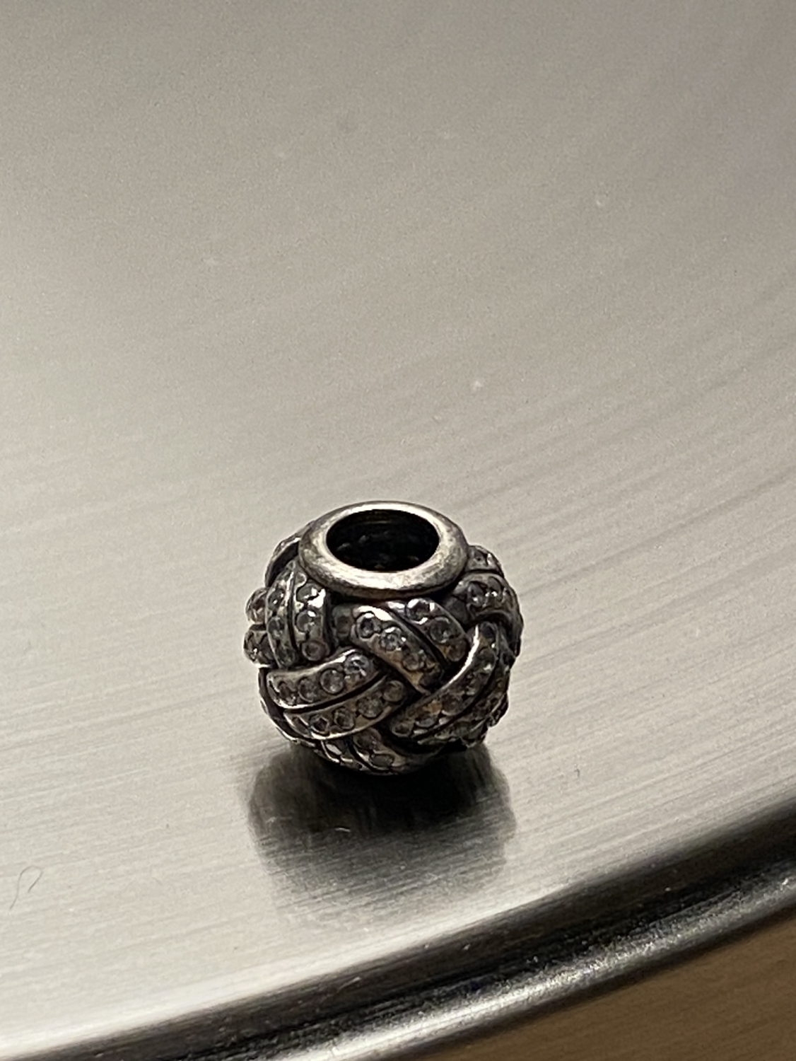 Pandora bracelet with 4 charms image indicator(4)