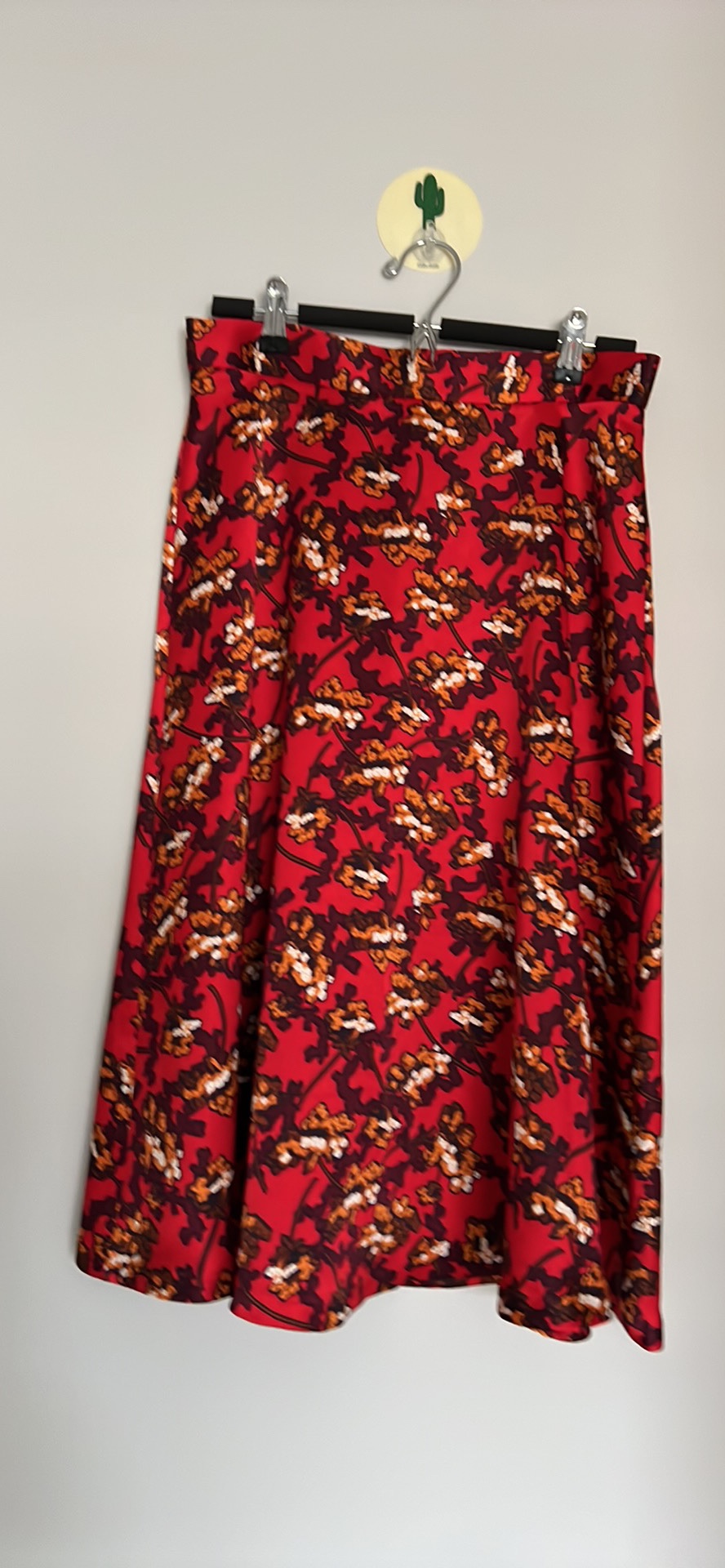 Women skirt size 4 image indicator(2)