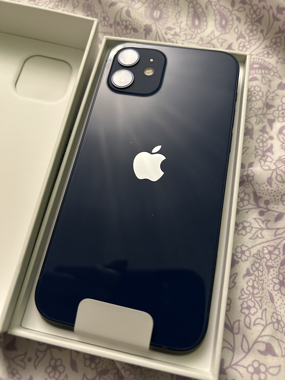 New iPhone 12 64 gb