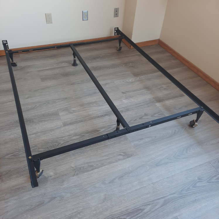 Adjustable Queen/Double/Twin Bed Frame - photo 3