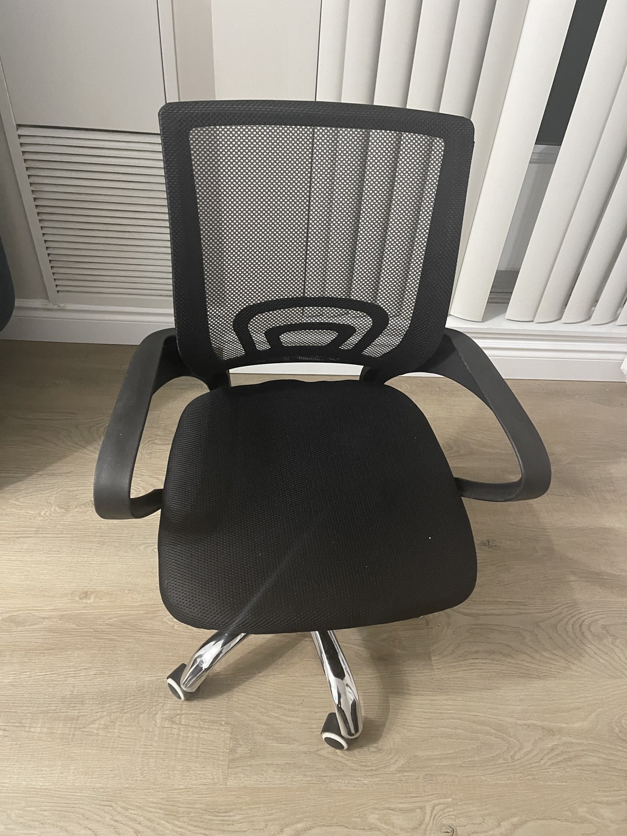 Office chair - photo 3