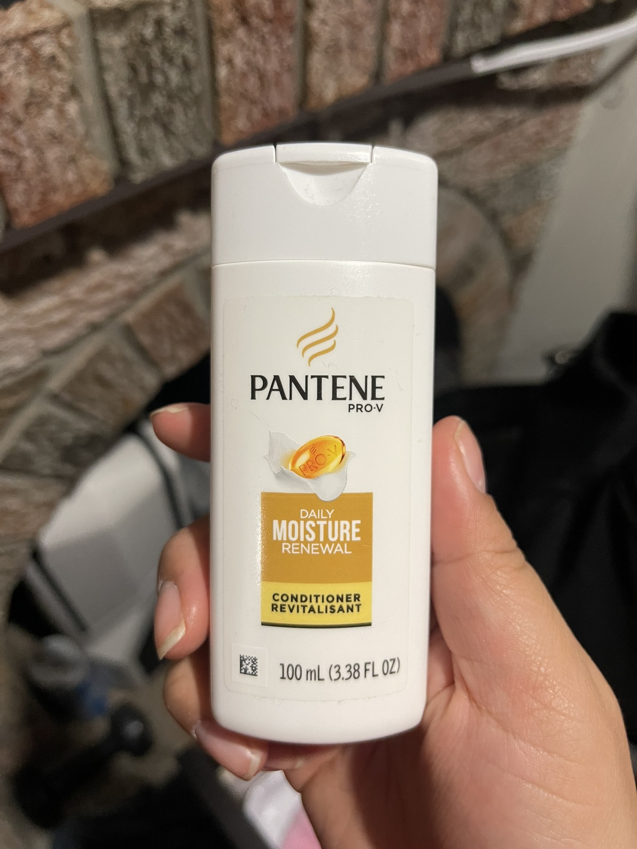 Pantene travel size conditioner thumbnail