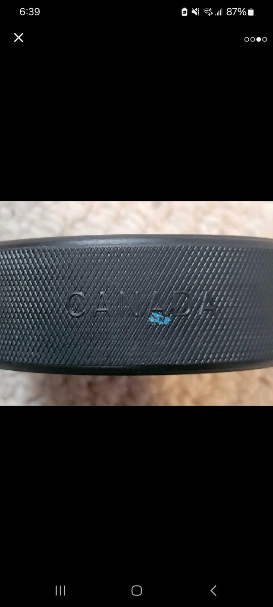 Official NHL game puck 1980s New Jersey Devils image indicator(3)