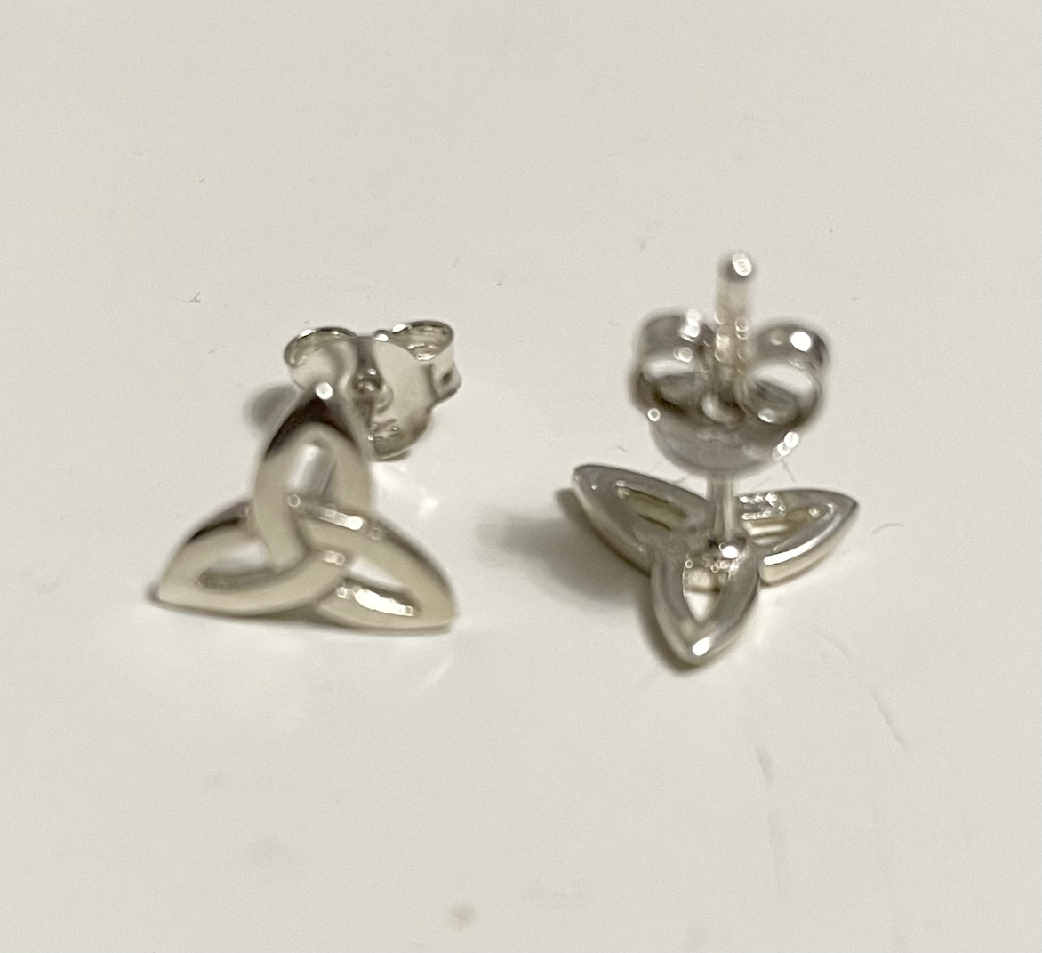 Triquetra design 925 sterling silver stud earrings image indicator(2)