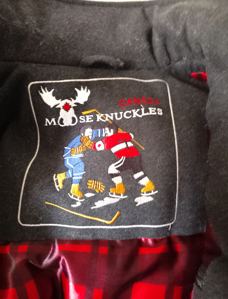 like new moose knuckles winter parka image indicator(2)