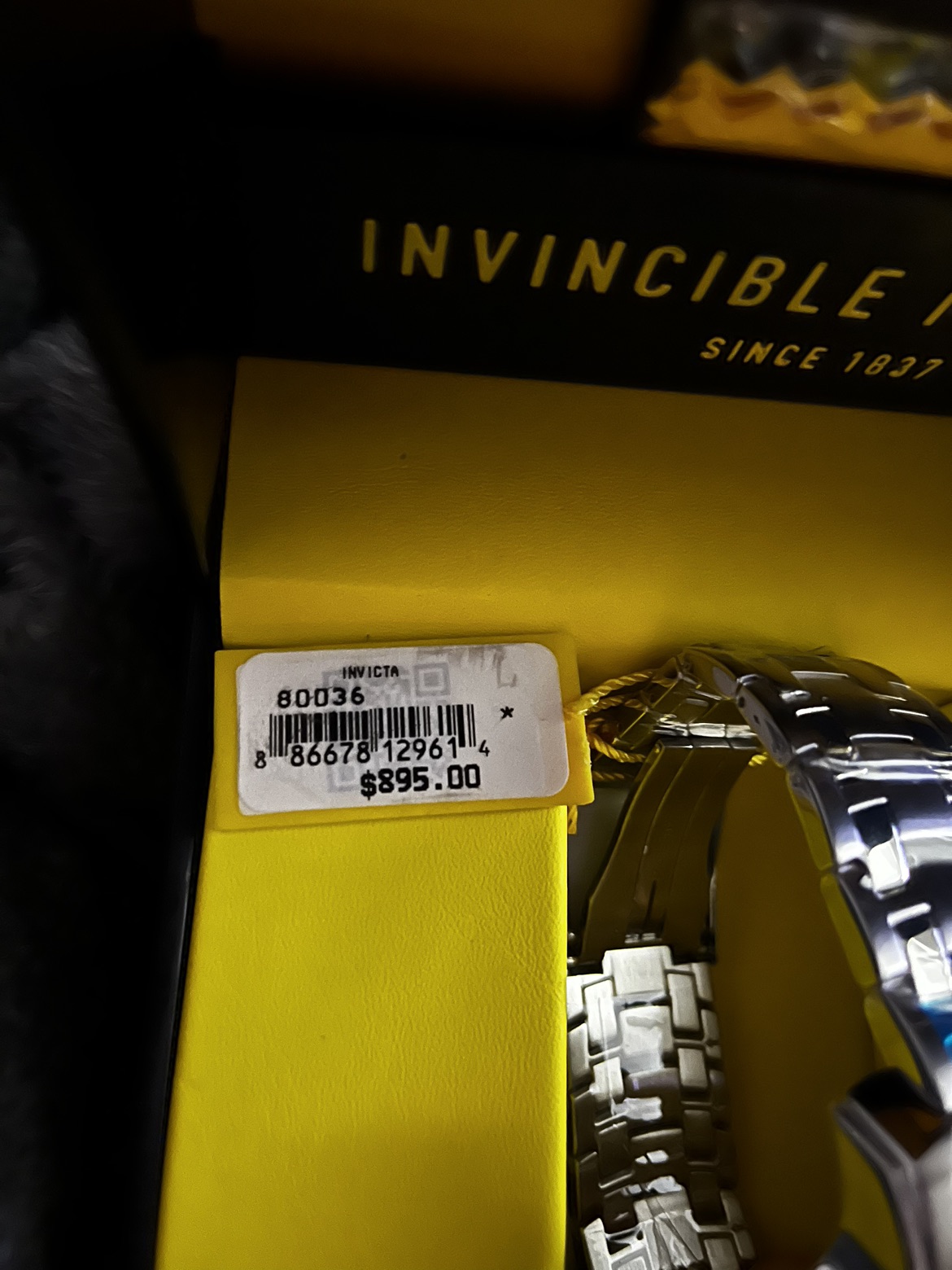 Brand new boxed Invicta men’s watch image indicator(5)