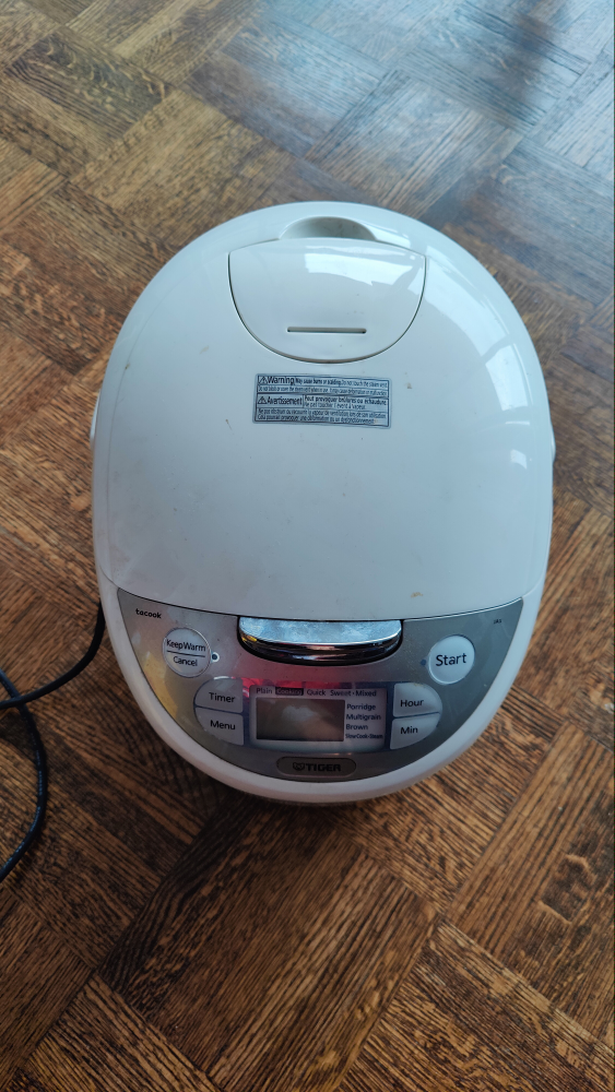 Rice cooker thumbnail