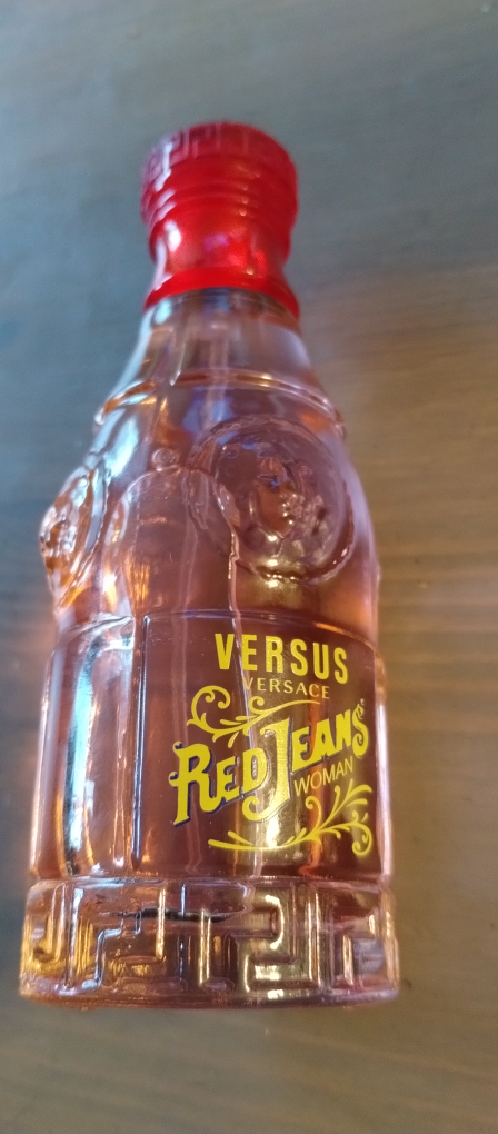 Versus by Versace Red Jeans EDT - photo 2