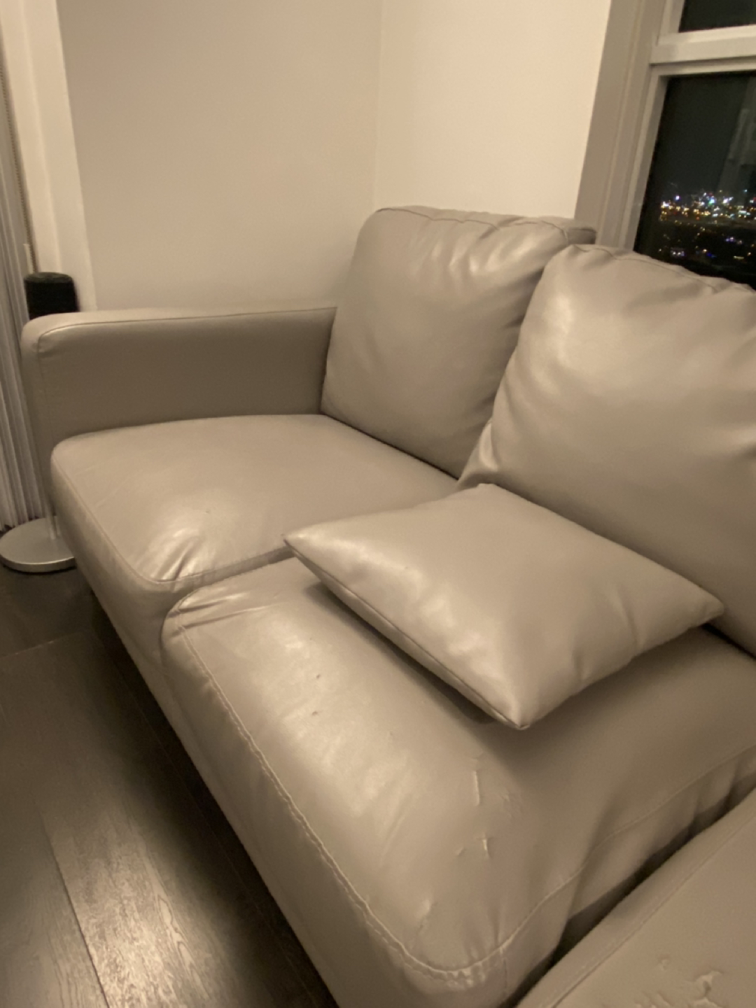 3 seats sofa #SellingSpree image indicator(2)