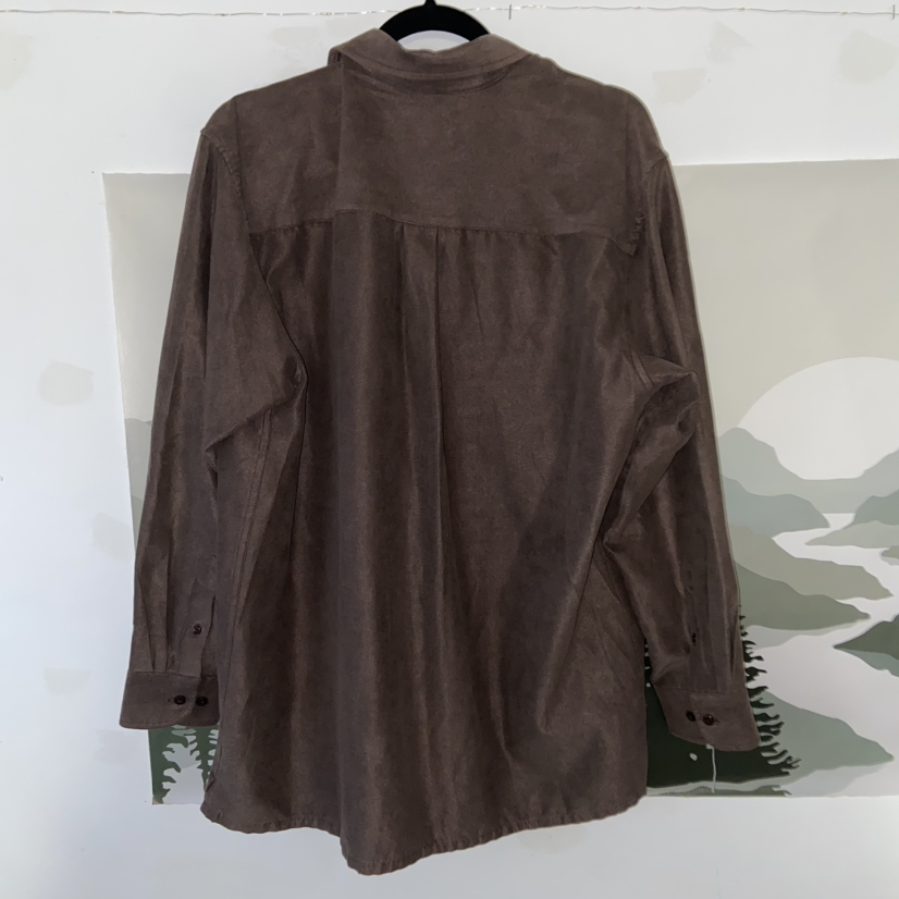 Men’s Shirt Size Large image indicator(2)