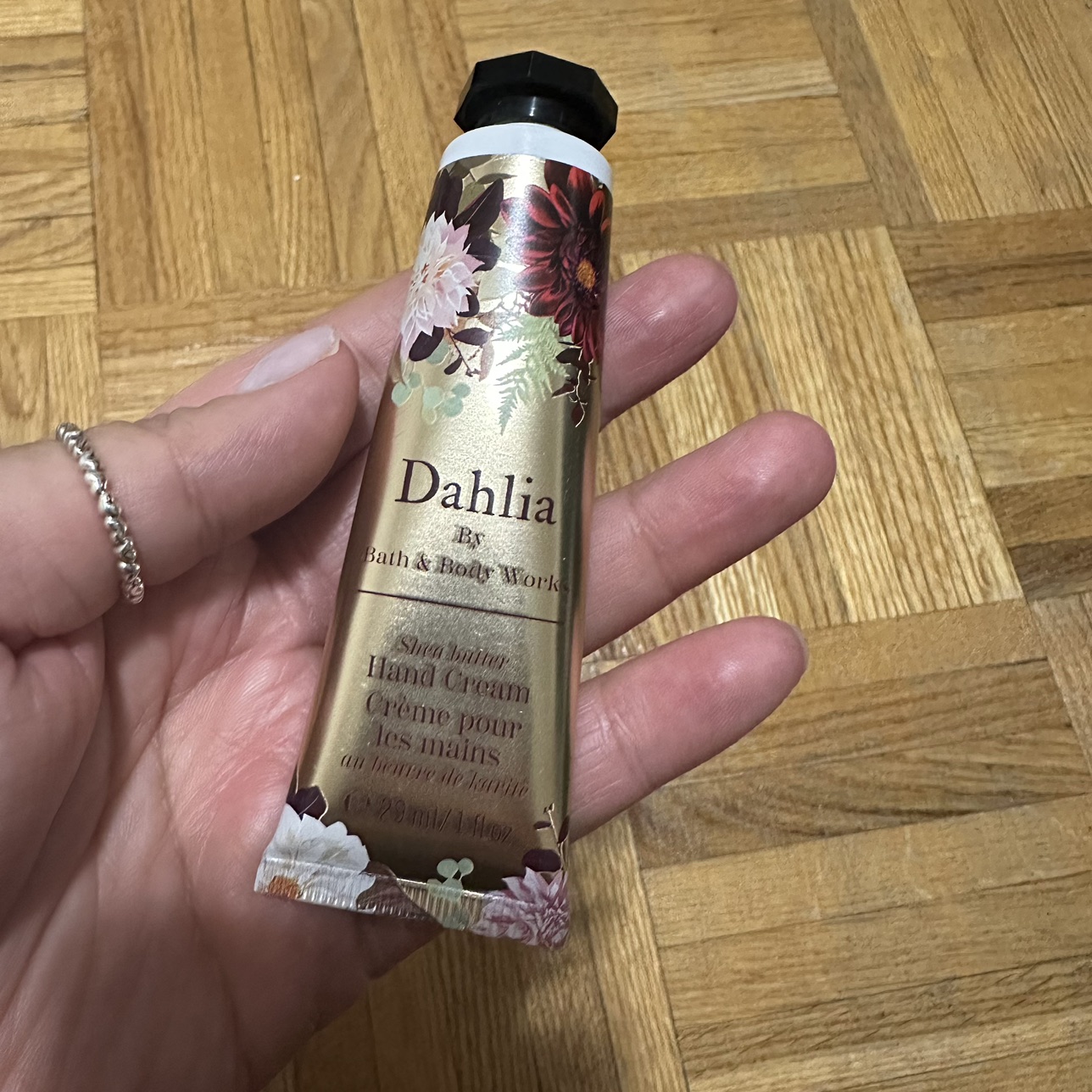 Dahlia Shea Butter Hand Cream 29ml thumbnail