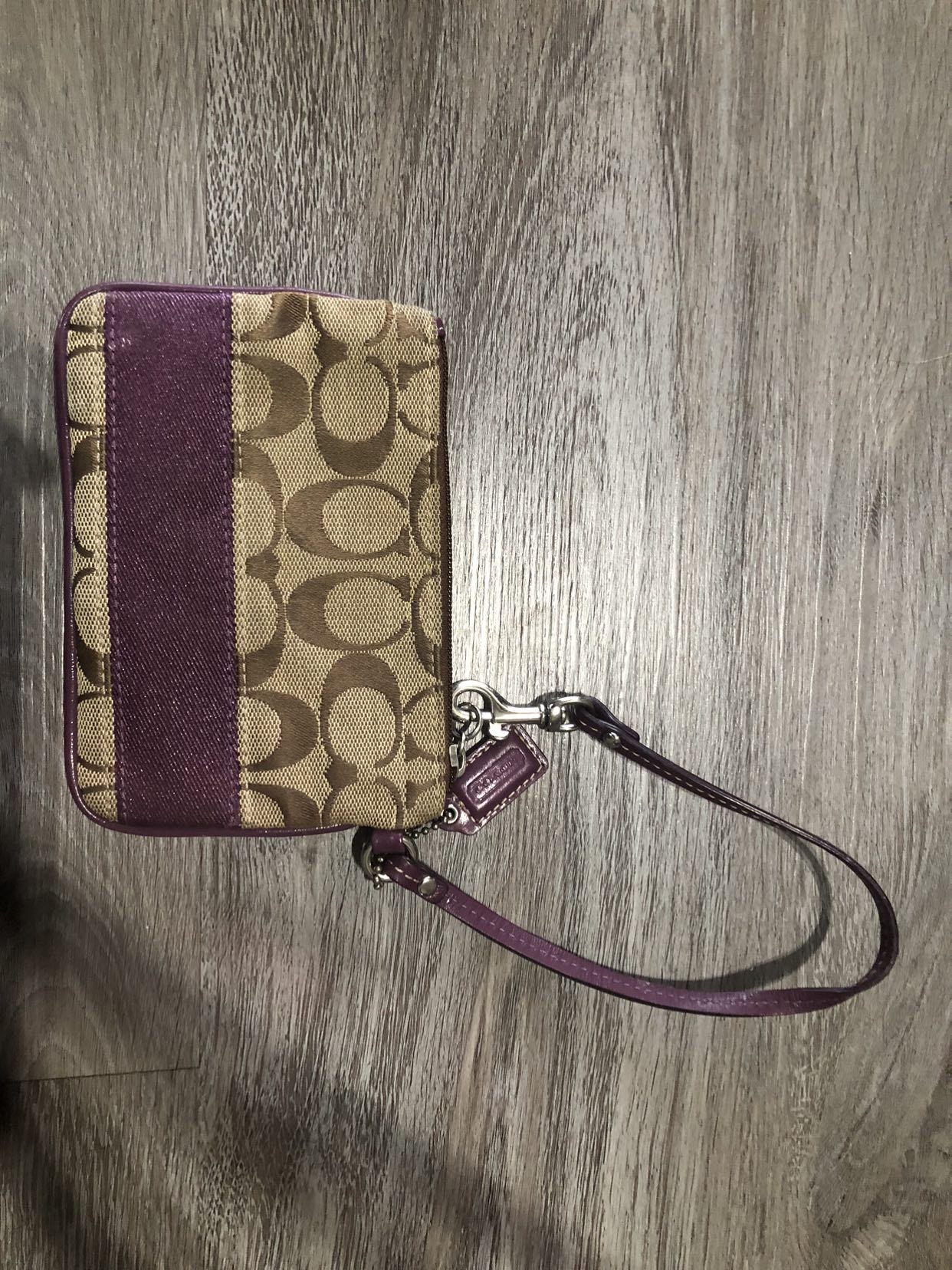 Michael Kors and Coach Wristlets - photo 5