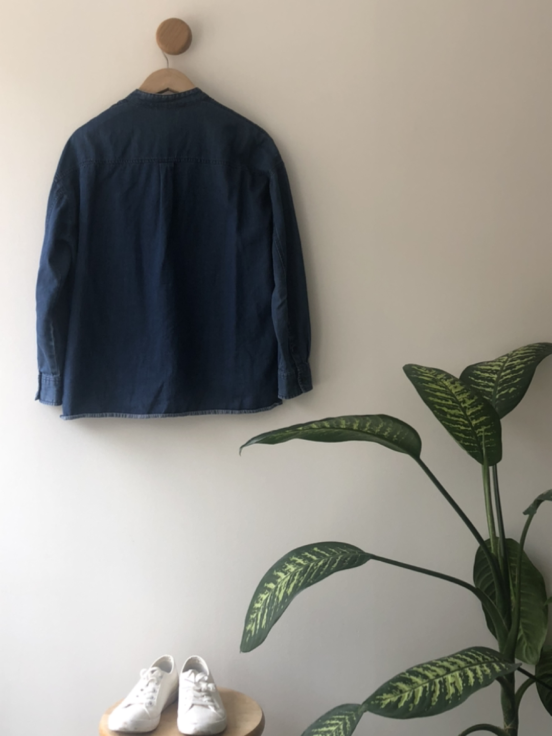 Band Collar /Mandarin Collar Chambray Long Sleeve Top image indicator(5)