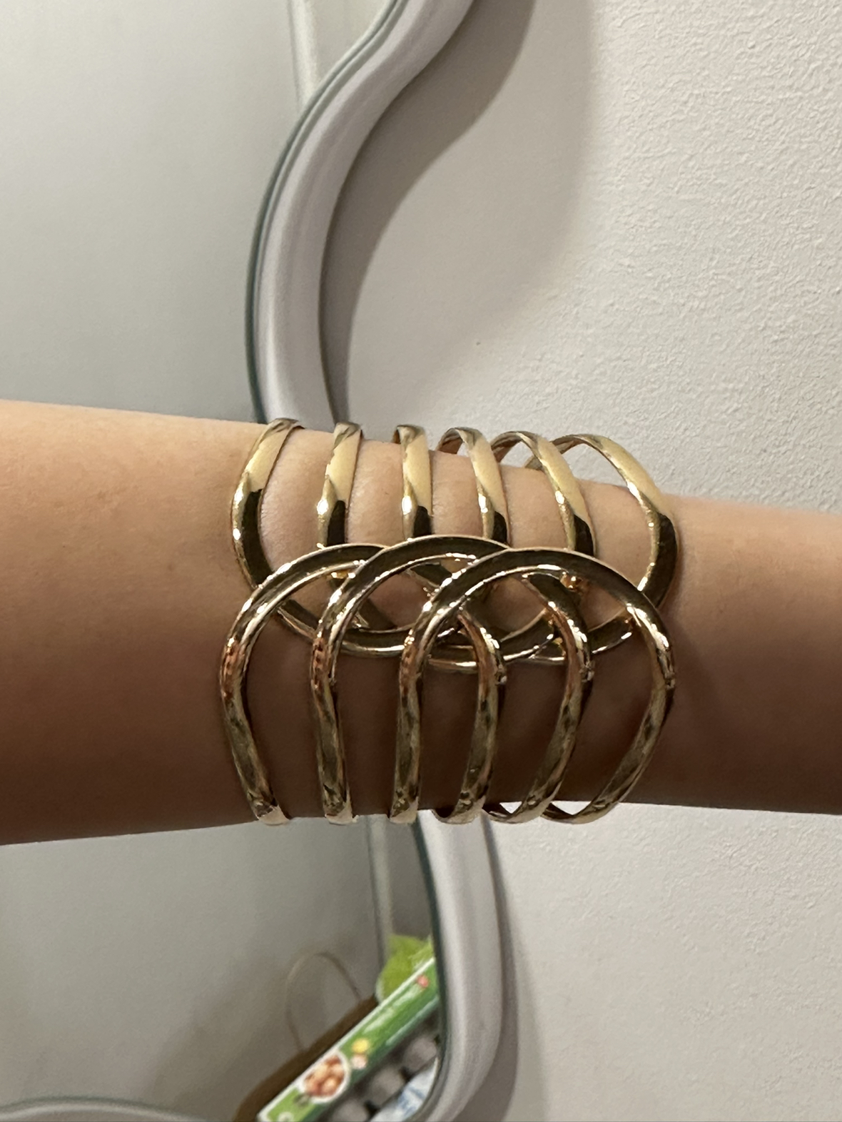 Gold bracelet thumbnail