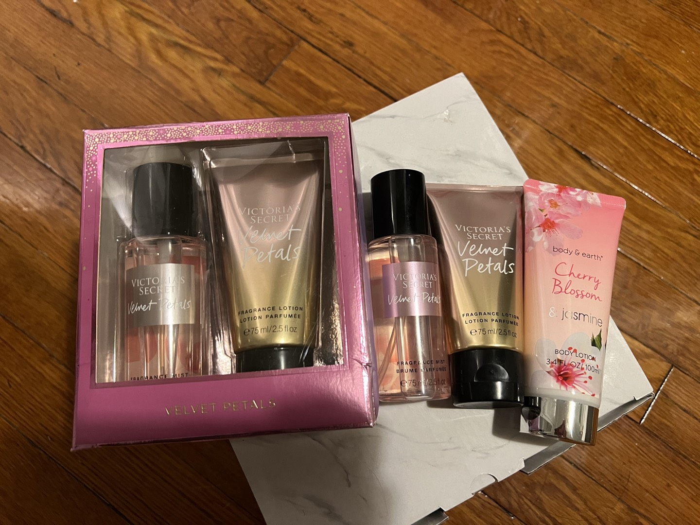 Victoria’s secret velvet petals fragrance lotion & mist