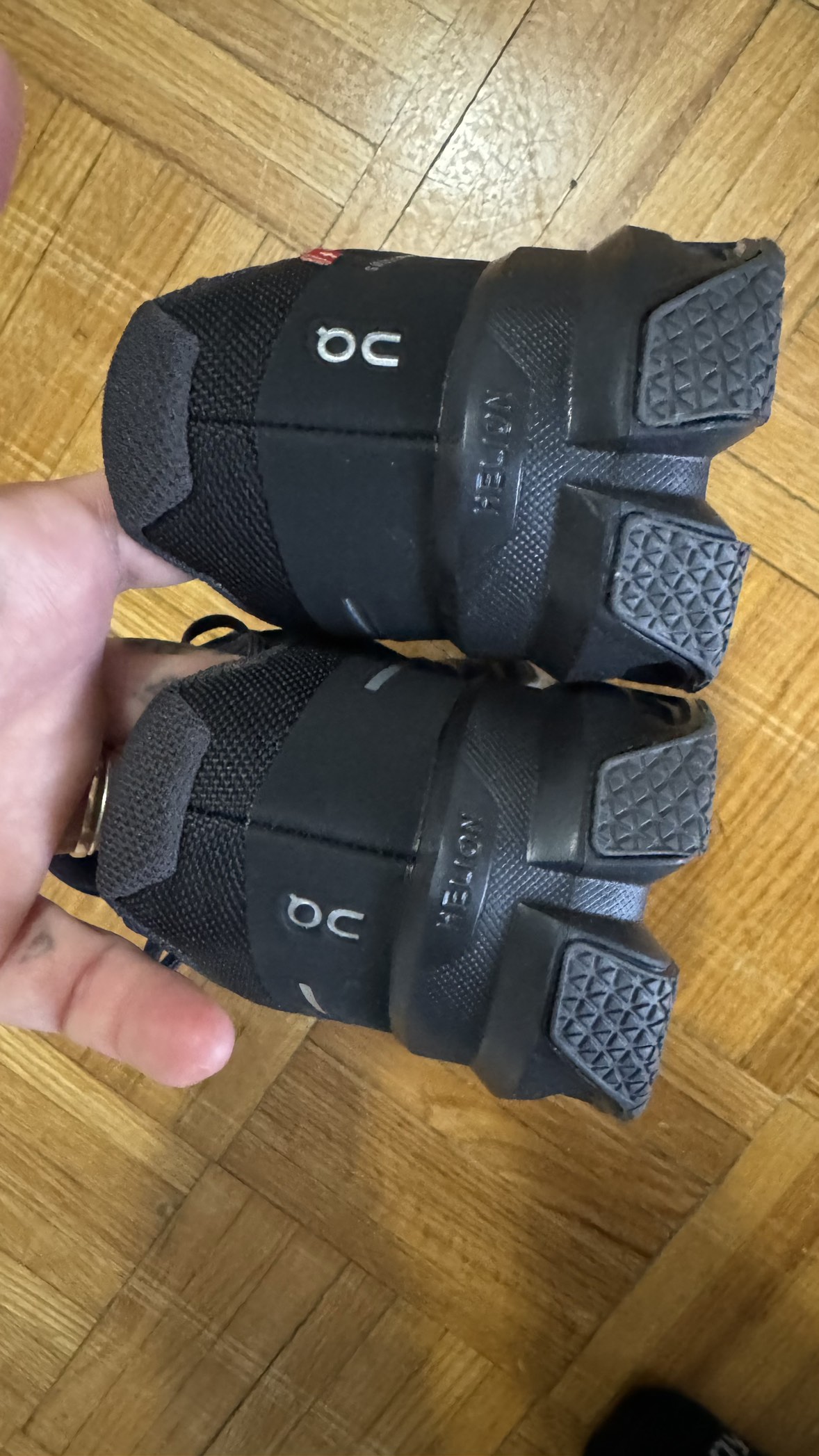 On Running Cloudventure image indicator(3)