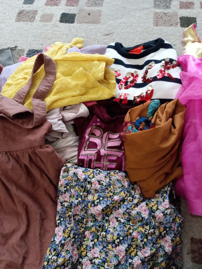 girls clothes size 4-7#freecycle thumbnail
