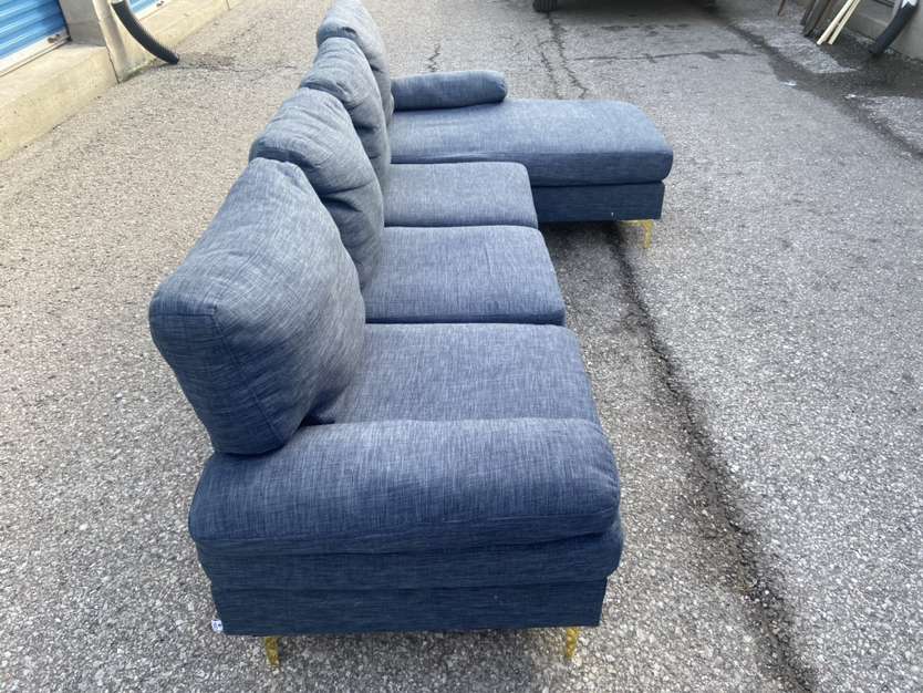 FREE DELIVERY• BLUEISH GREY SECTIONAL COUCH / SOFA w/ PILLOWS - photo 4