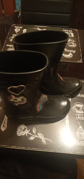 girls rain boots size 2