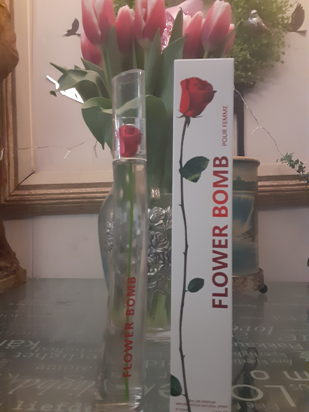 Flower Bomb New 100 mil Spray
