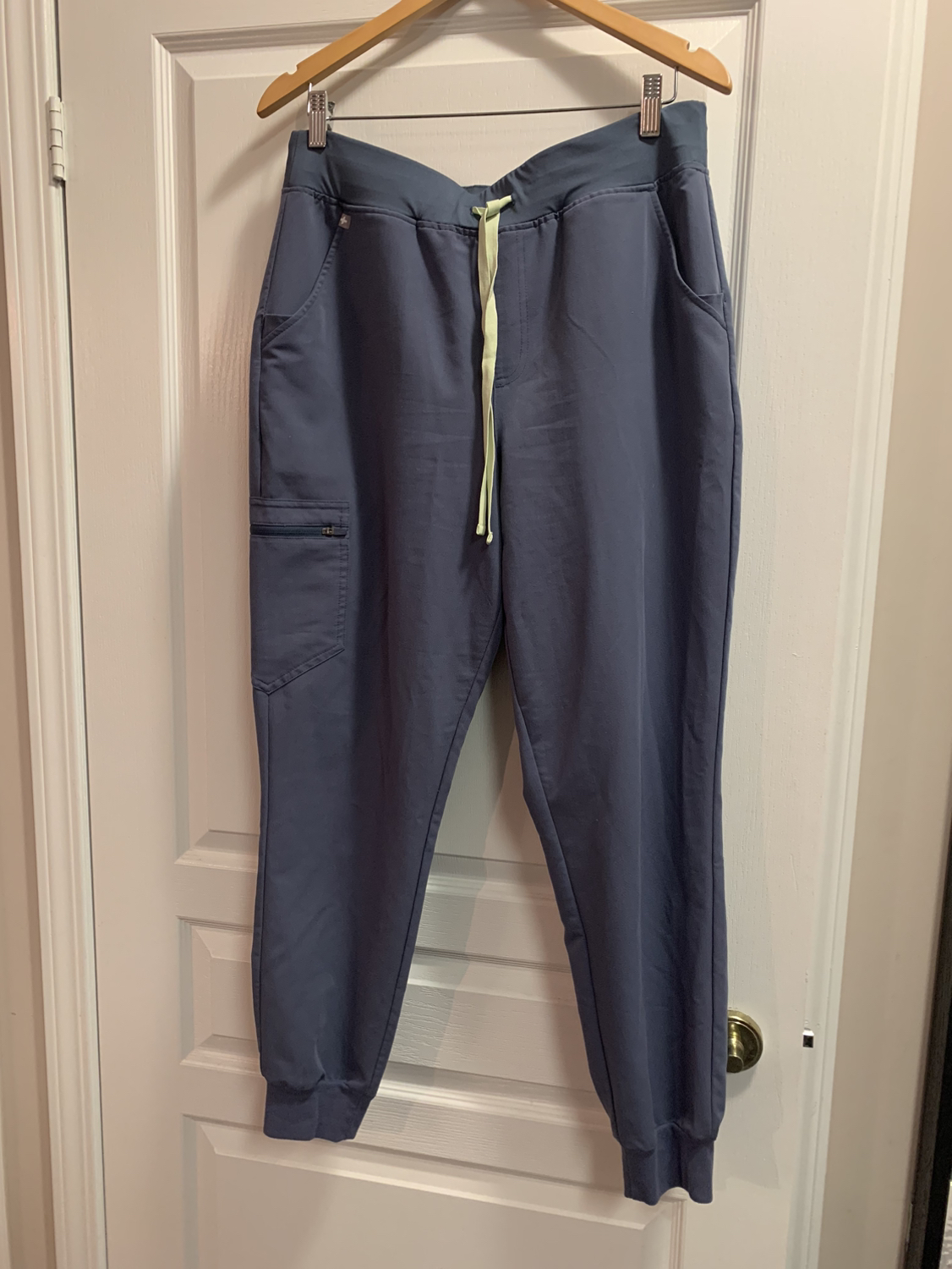 Grey Large Figs High Waisted Zamora scrub bottoms thumbnail
