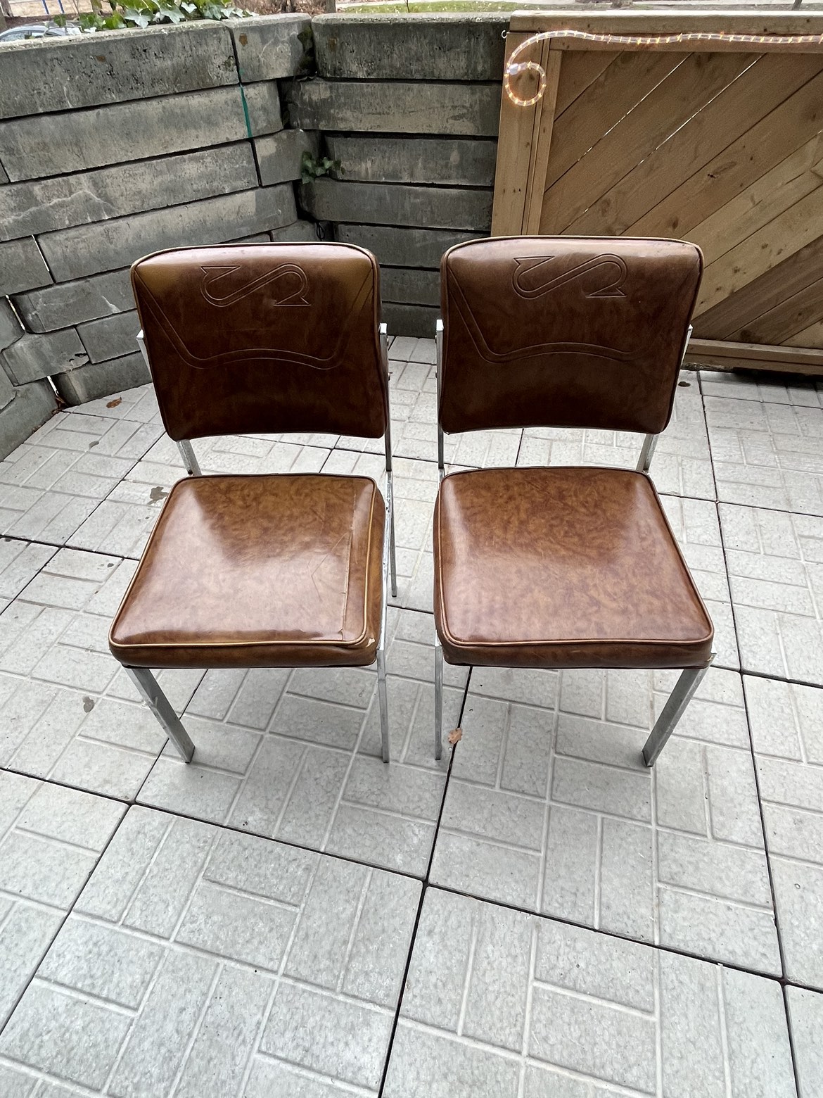 MID 80’s CHROME/FAUX LEATHER CHAIRS thumbnail