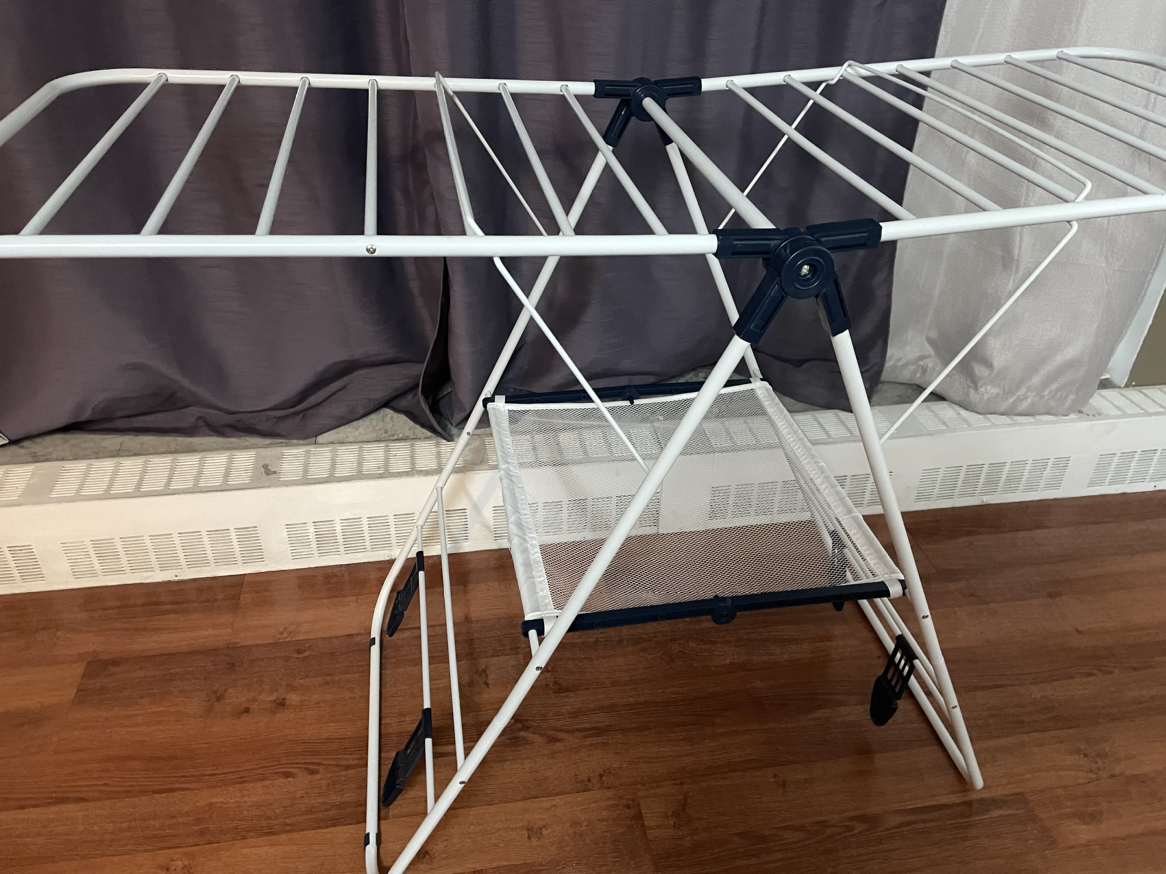 Hanger thumbnail