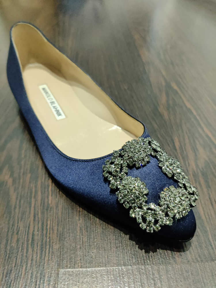 Manolo Blahnik purple blue satin flats image indicator(3)