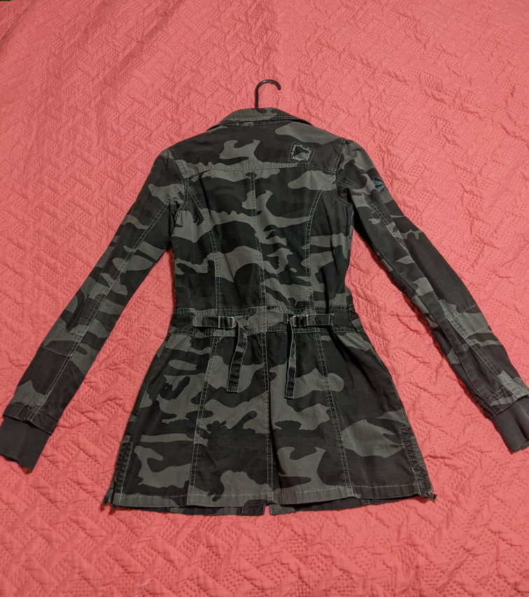 Bench Camo Jacket image indicator(2)