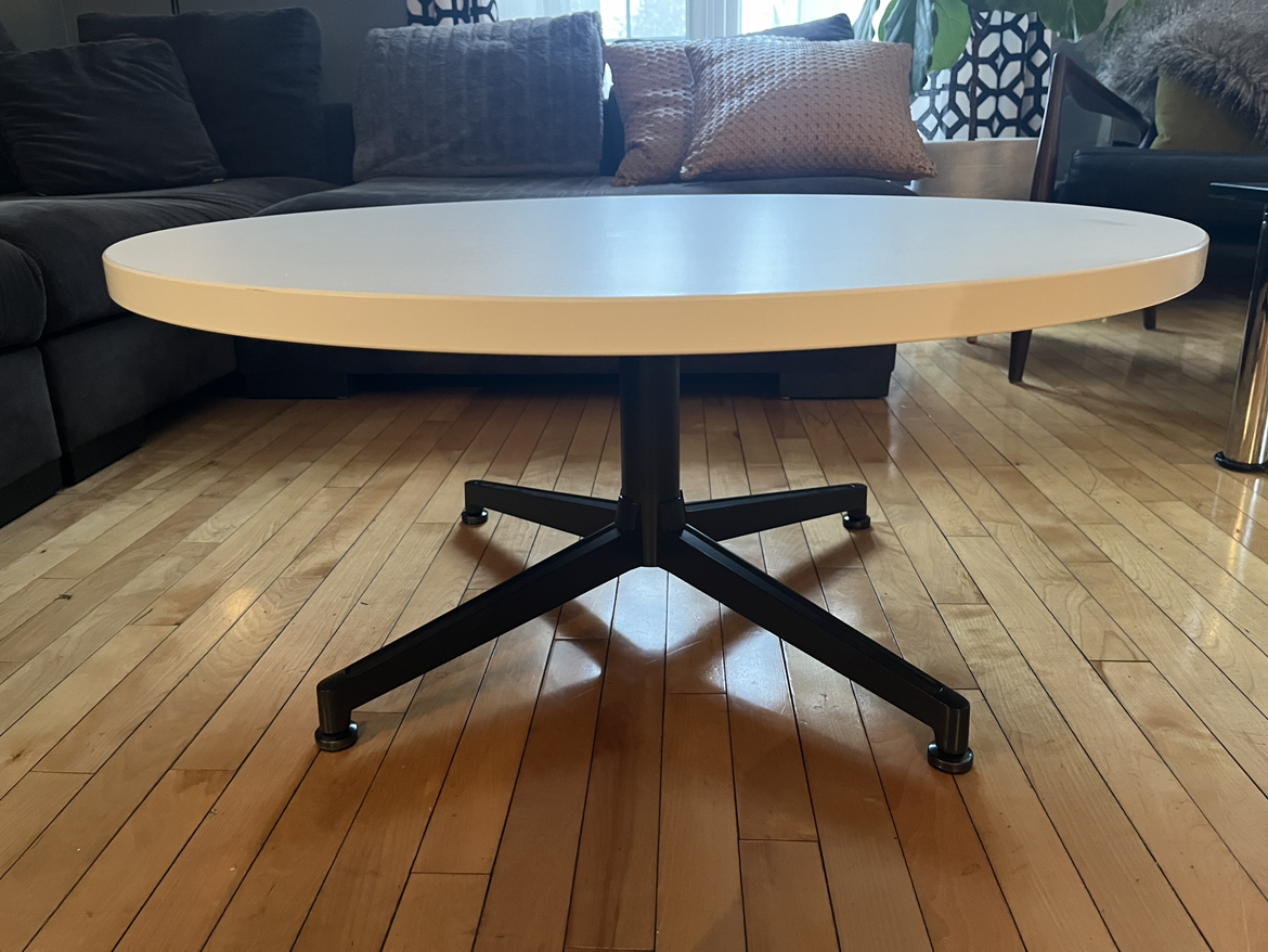 Postmodern Herman Miller style commercial coffee table thumbnail